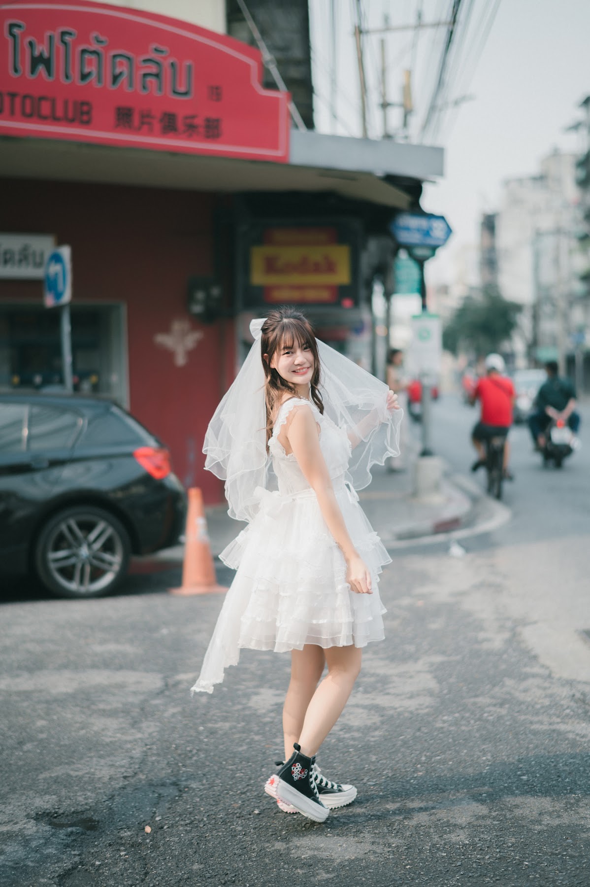 SiS Magazine P6 - P54