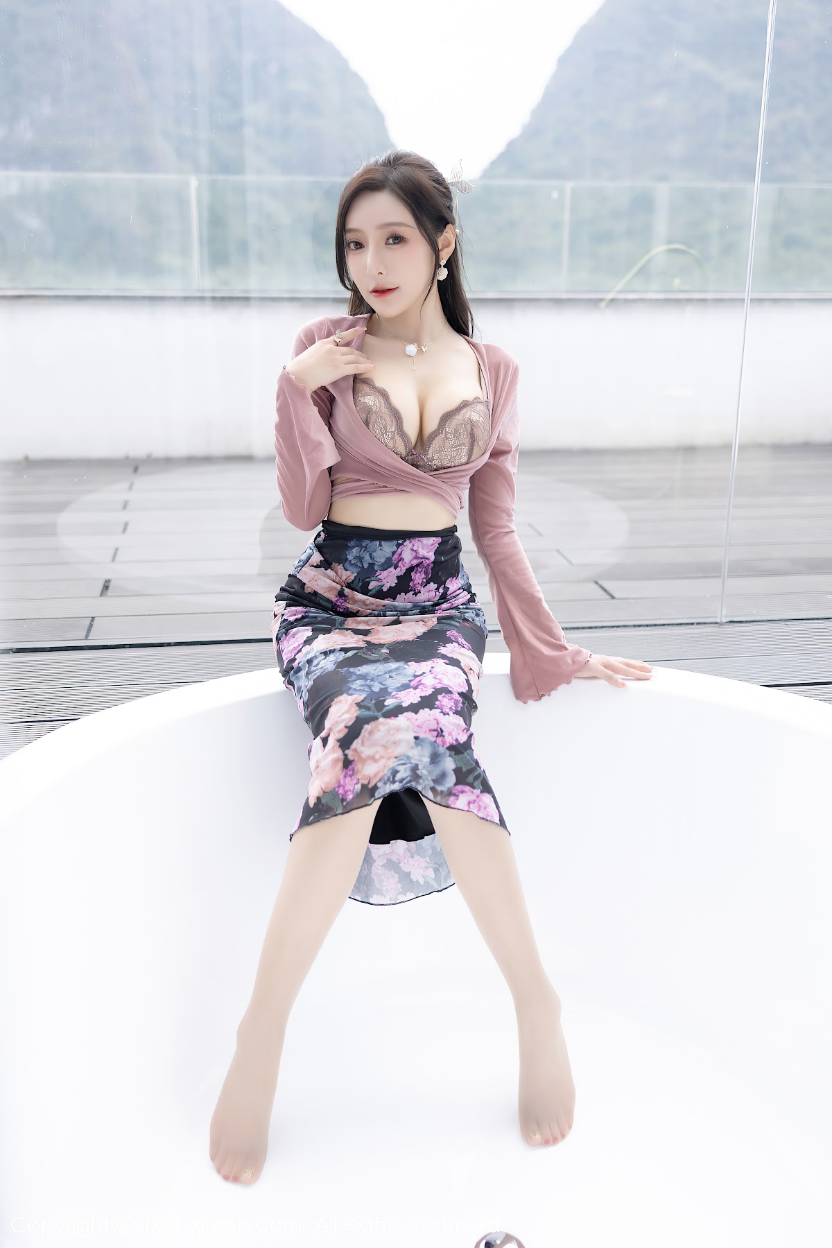 XIUREN No.5985 Yanni – Wang Xin Yao (王馨瑶) - P28