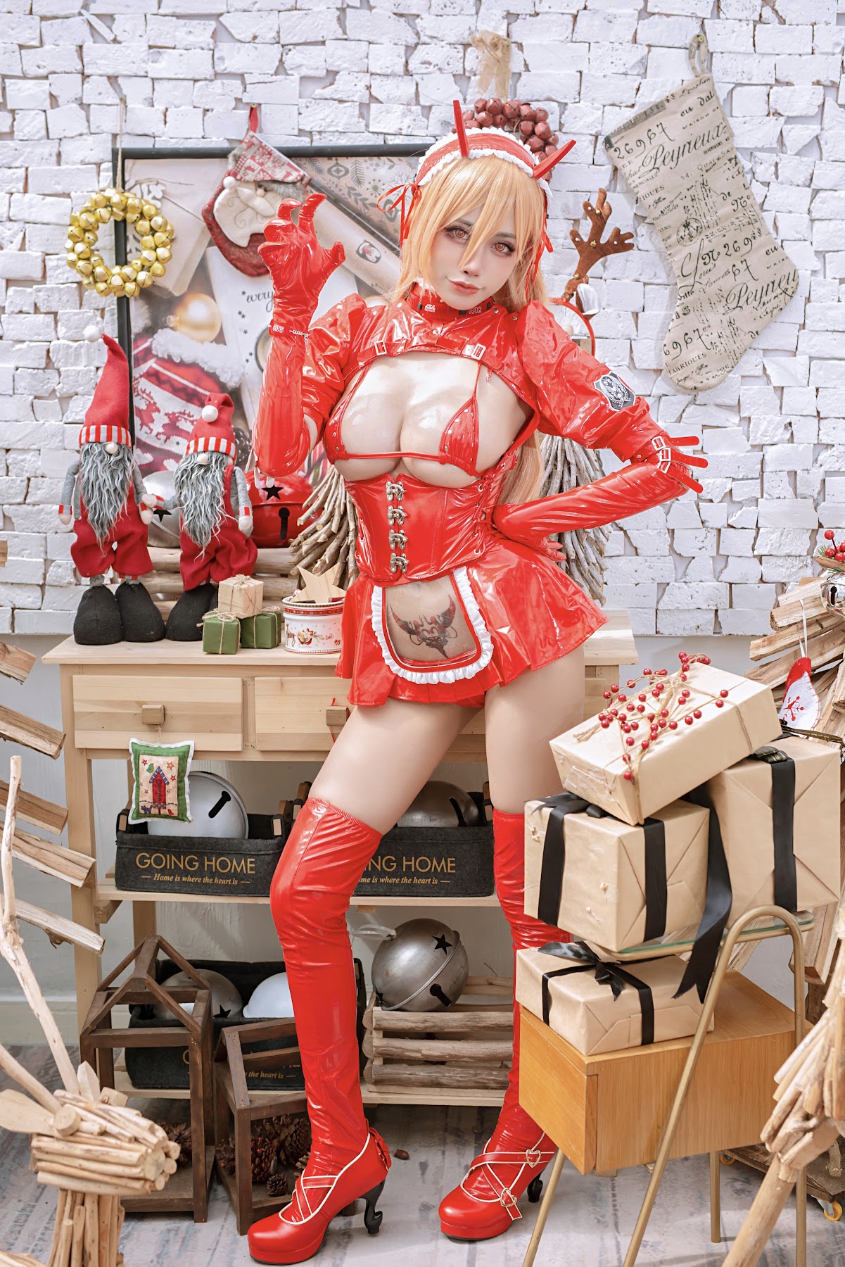 Coser@Byoru – Powa Christmas - P1