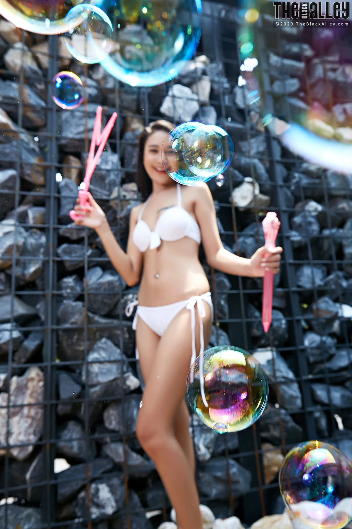 Mia – The Black Alley Photobook Set.26 - P24