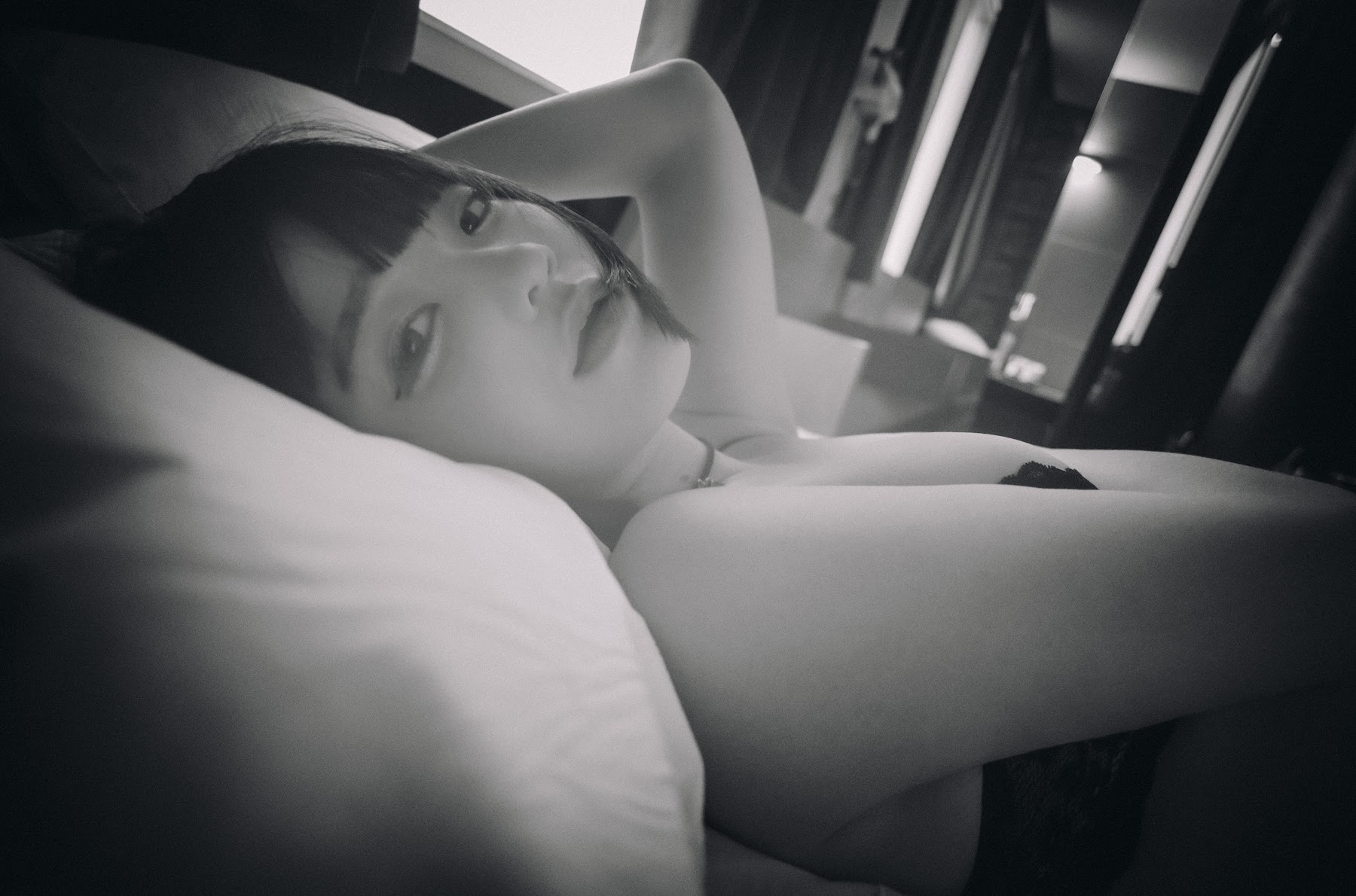 DJAWA Photo – Jeong Jenny (정제니) – Blanc et Noir Jenny (+S.Ver) - P23