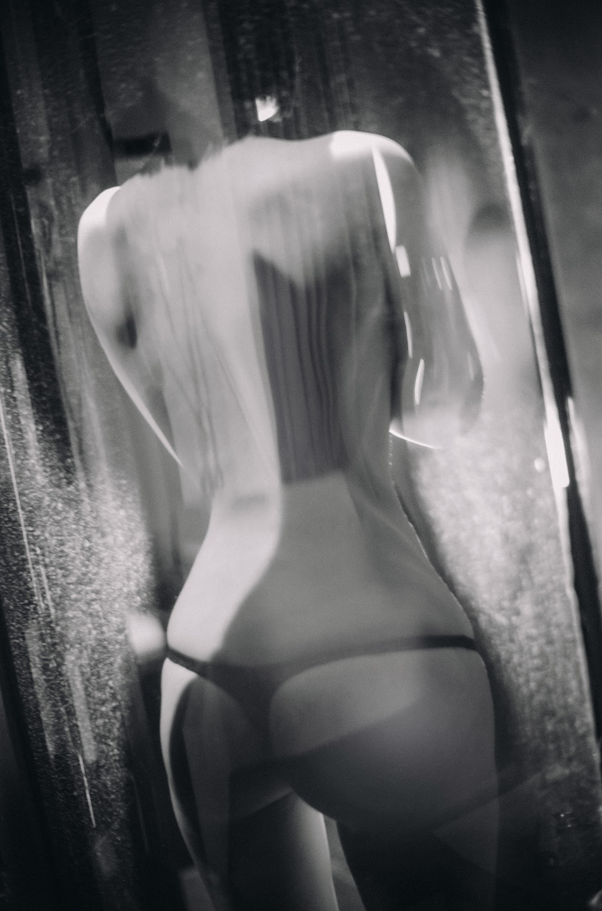 DJAWA Photo – Jeong Jenny (정제니) – Blanc et Noir Jenny (+S.Ver) - P68