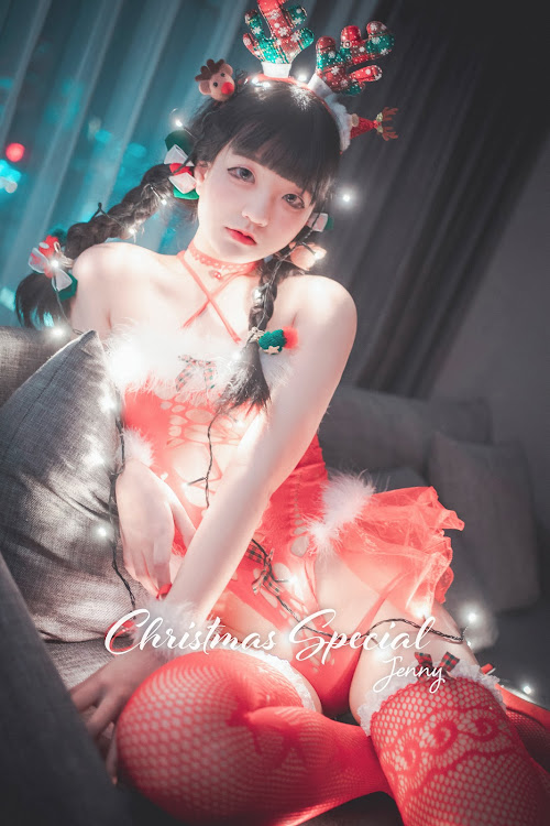 DJAWA Photo – Jeong Jenny (정제니) – Christmas Special