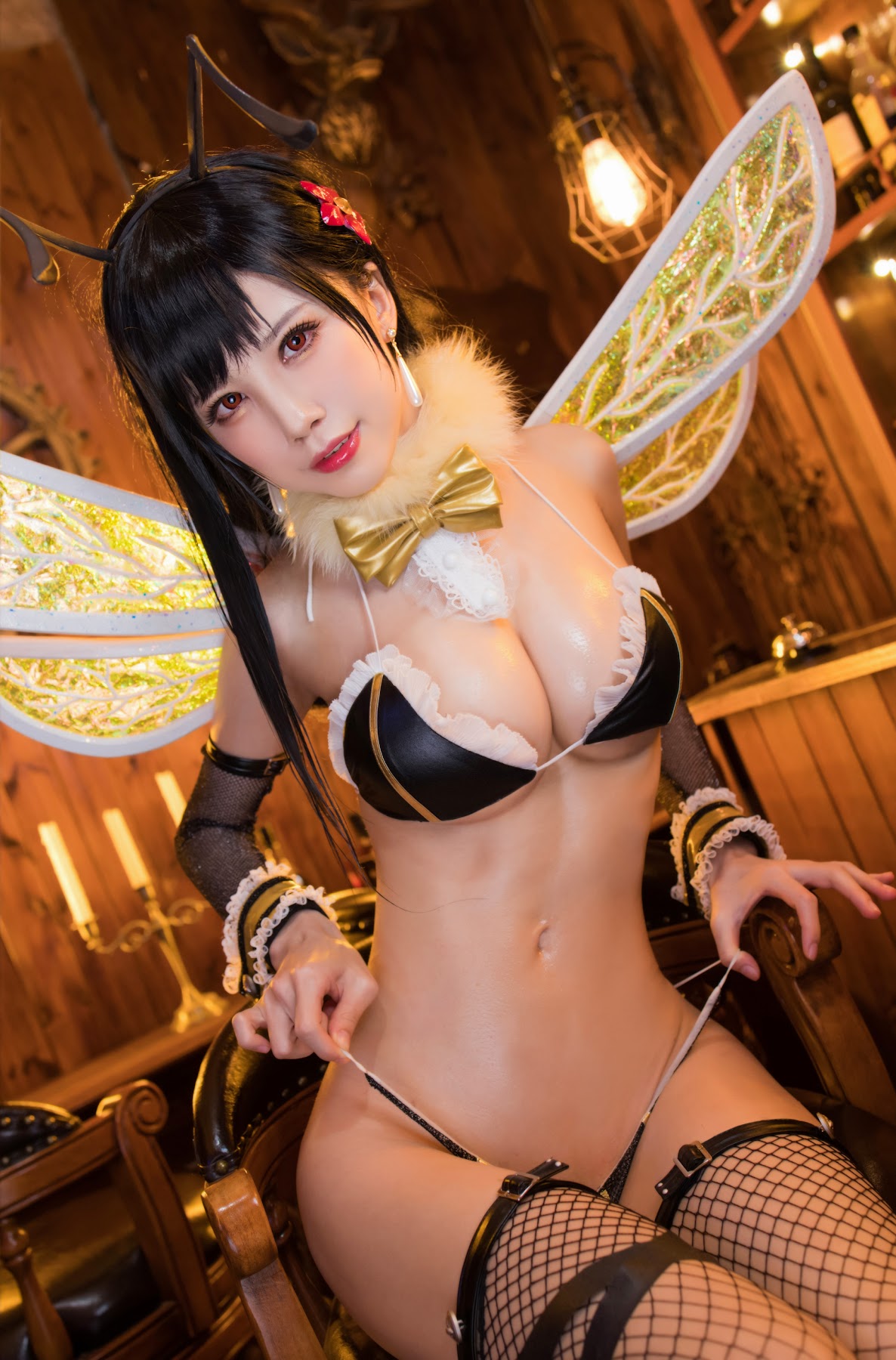 Coser@水淼Aqua Vol.067 婚纱+黑皮蜜蜂 - P35
