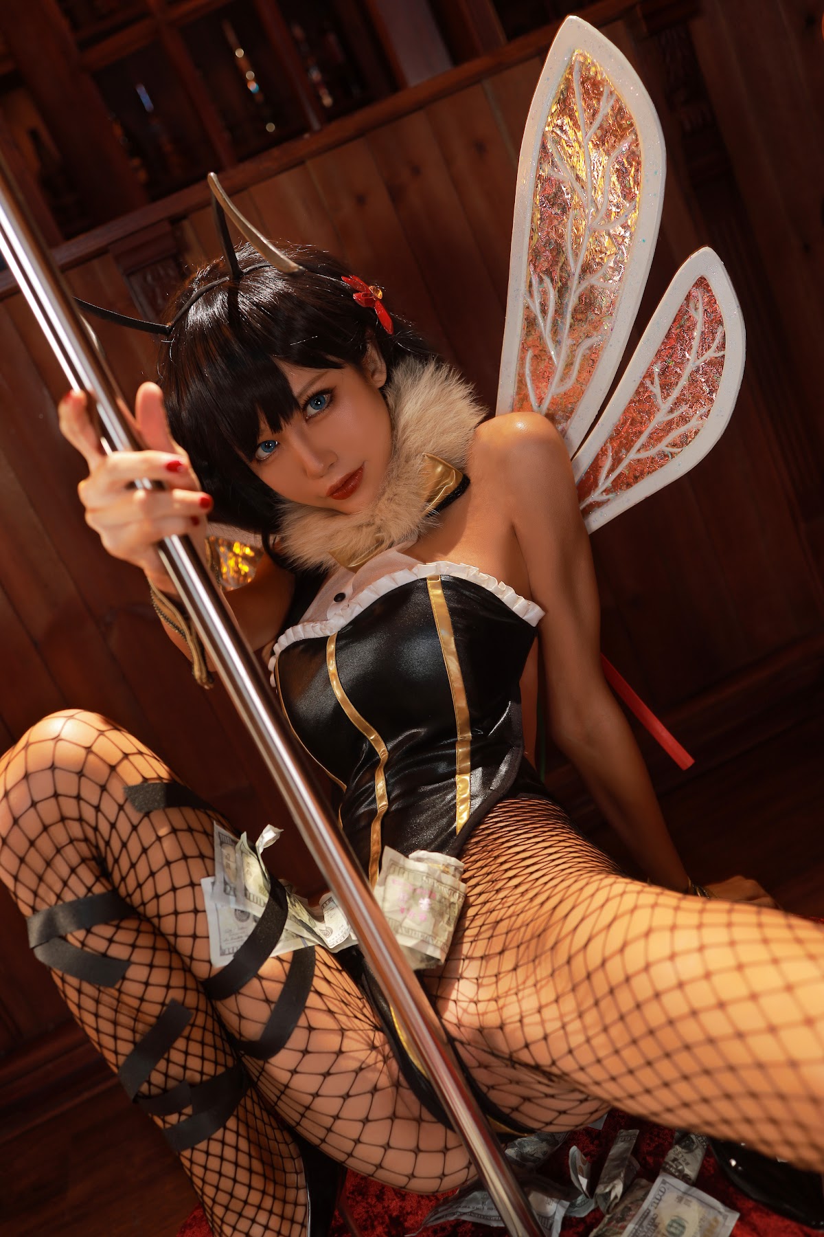 Coser@水淼Aqua Vol.067 婚纱+黑皮蜜蜂 - P63