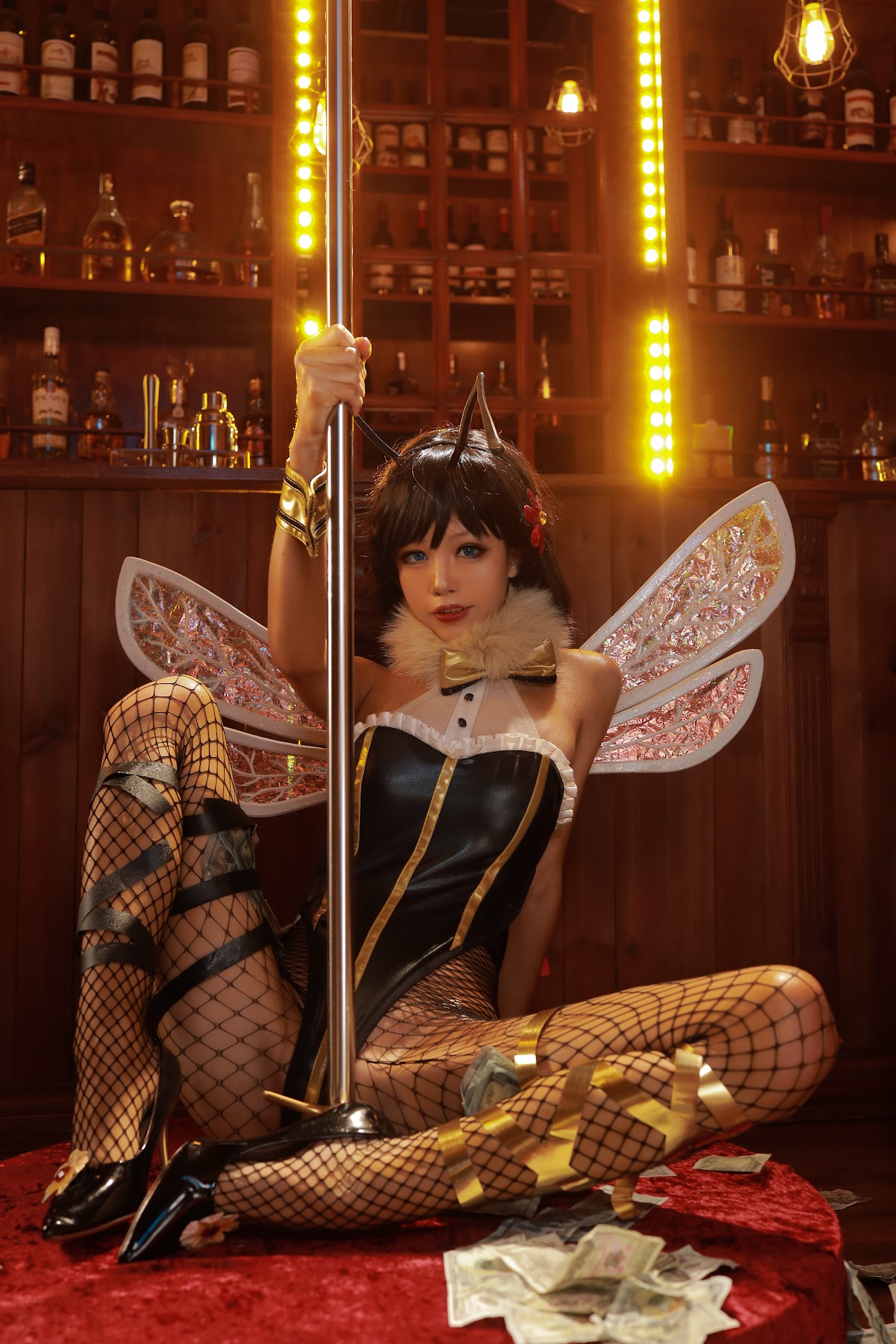 Coser@水淼Aqua Vol.067 婚纱+黑皮蜜蜂 - P76