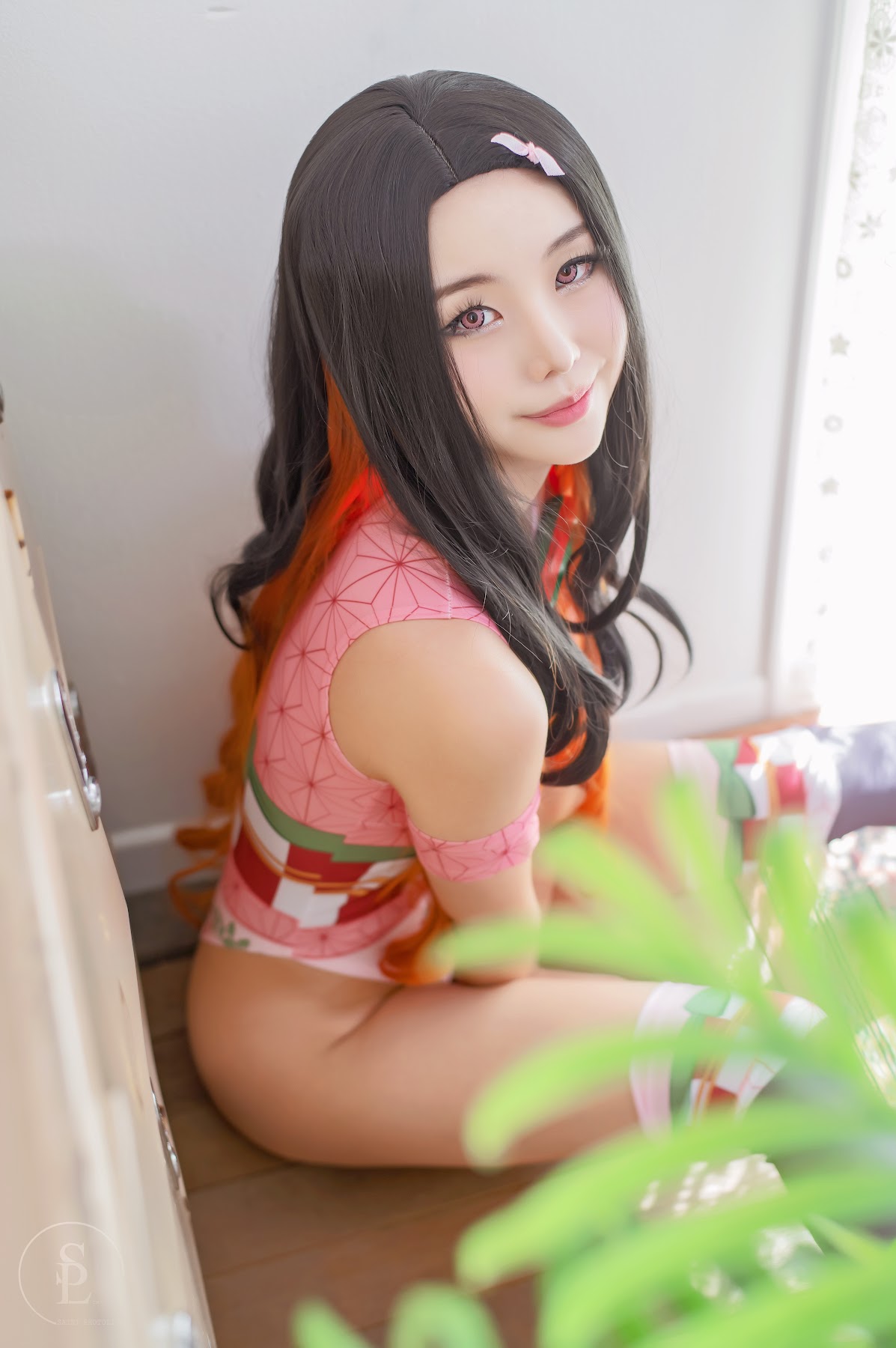 SAINT Photolife – Yuna (유나) – Nezuko x Shinobu - P13