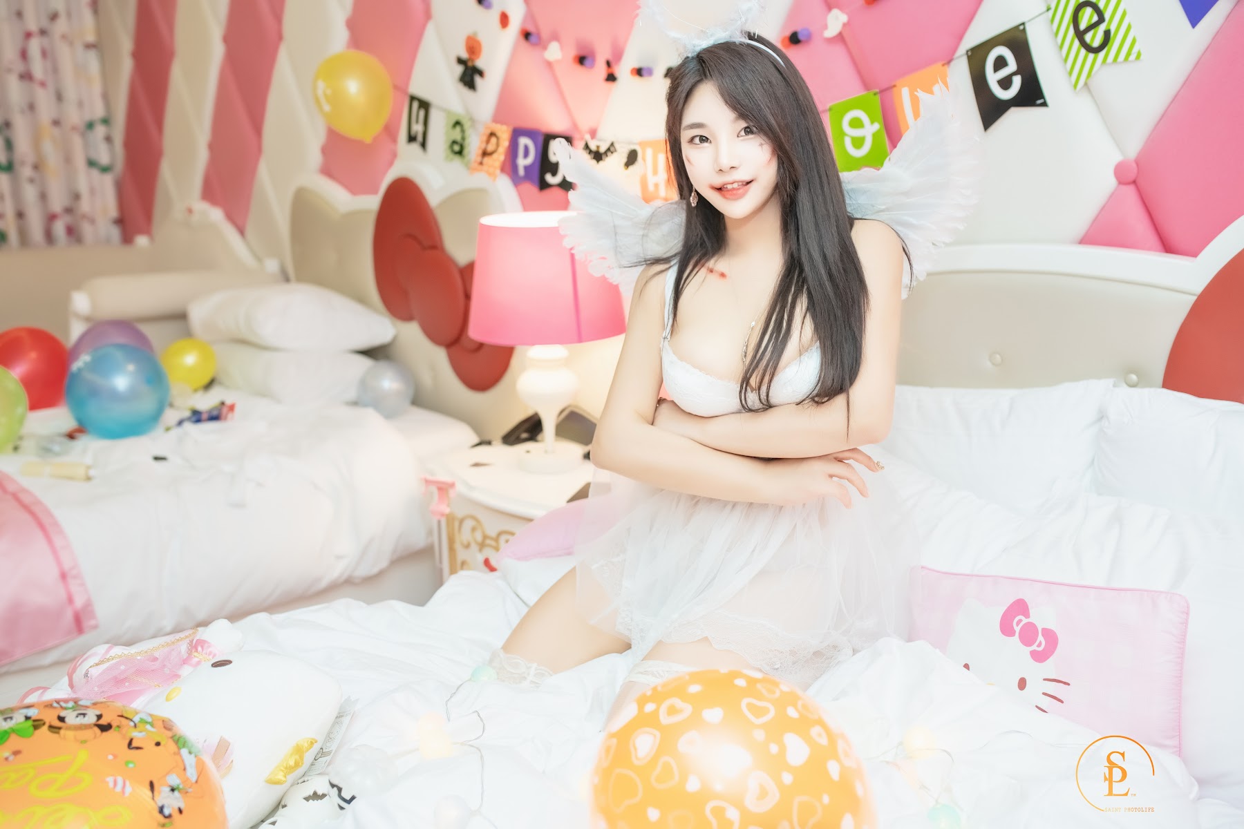 SAINT Photolife – Zzyuri (쮸리) – Vol.16 Pink Halloween - P1
