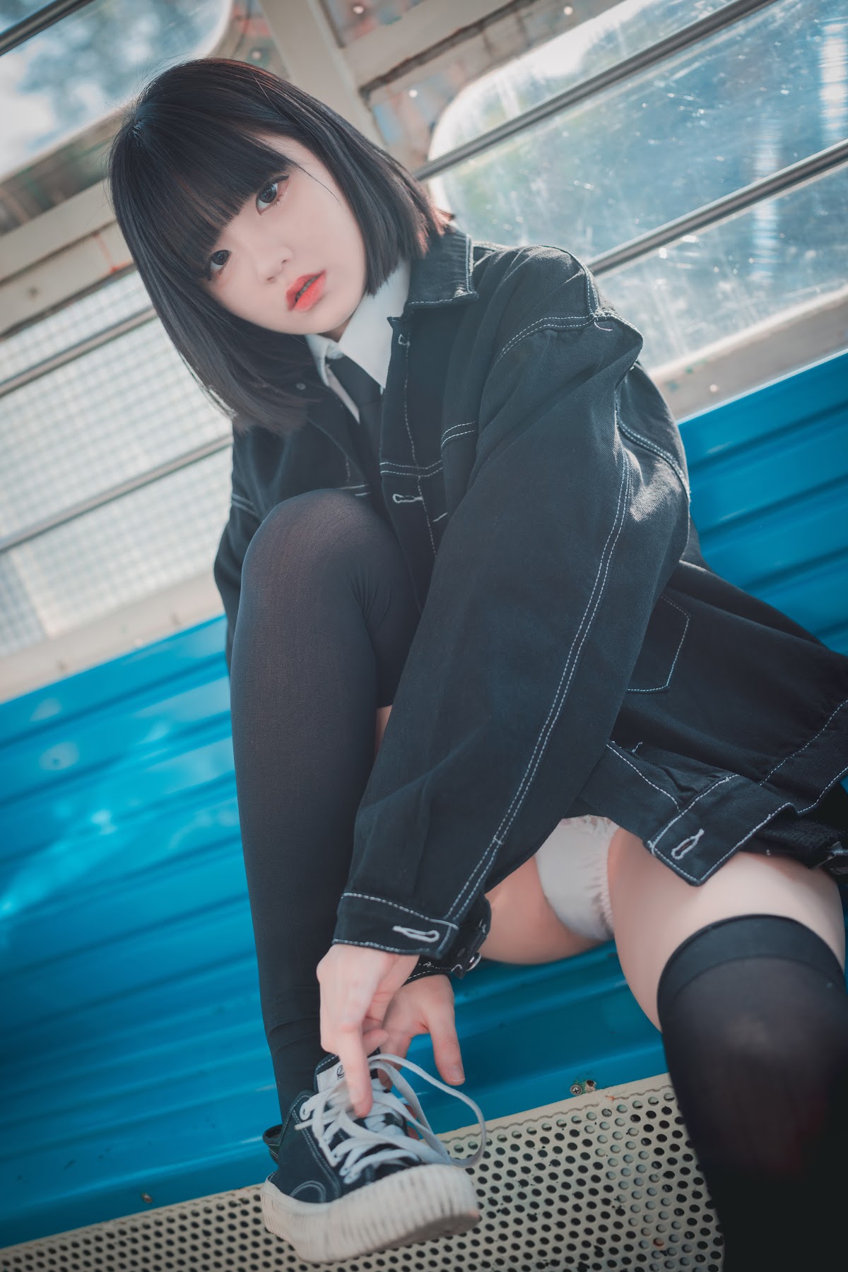 DJAWA Photo – Jeong Jenny (정제니) – Theme Park Girl - P120