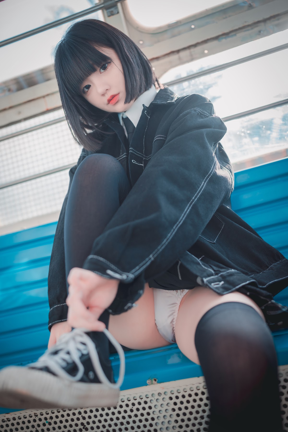 DJAWA Photo – Jeong Jenny (정제니) – Theme Park Girl - P122