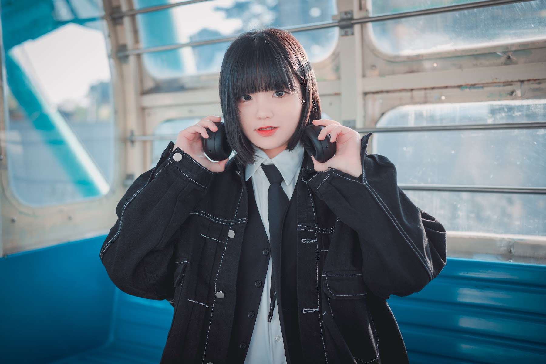 DJAWA Photo – Jeong Jenny (정제니) – Theme Park Girl - P125