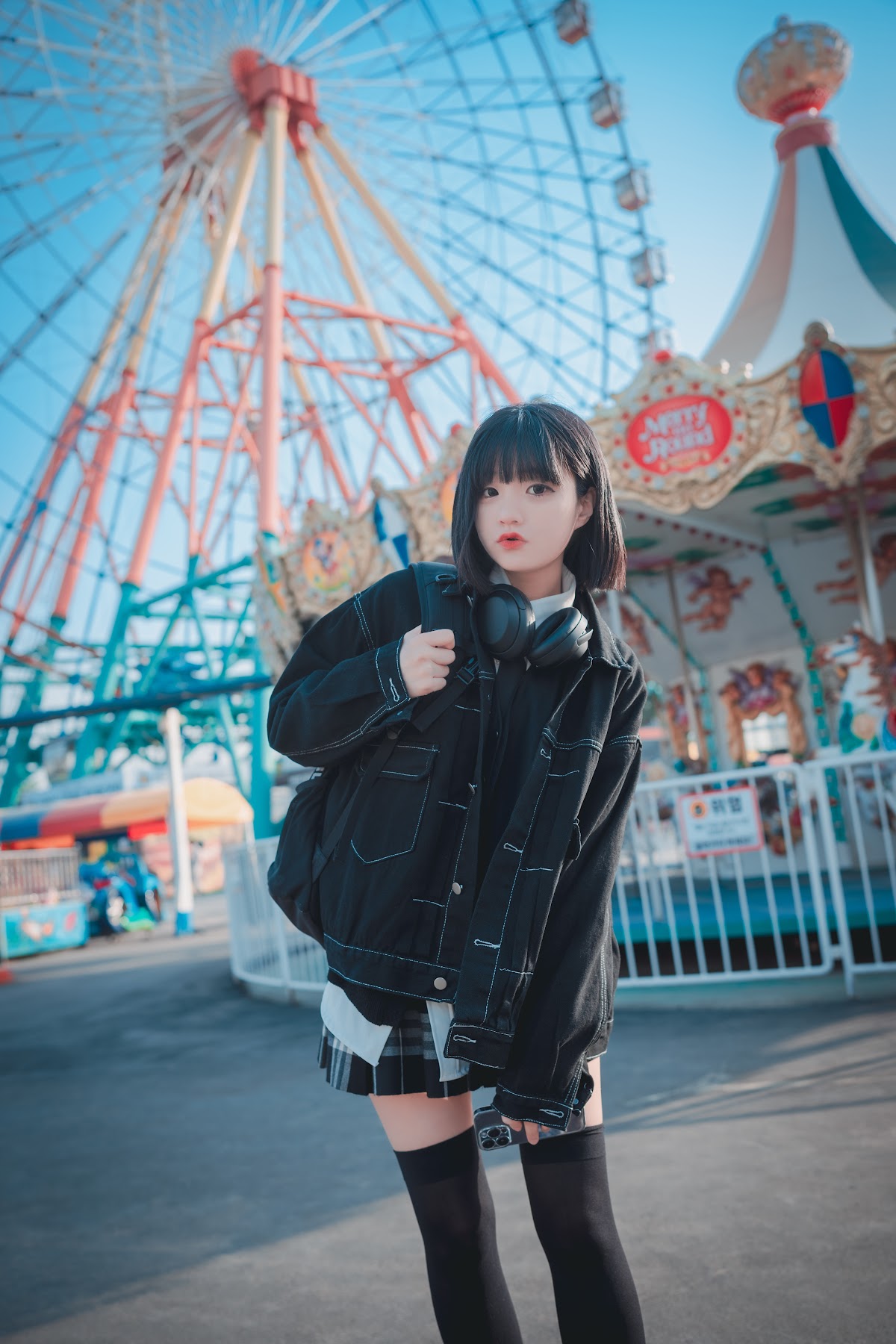 DJAWA Photo – Jeong Jenny (정제니) – Theme Park Girl - P146