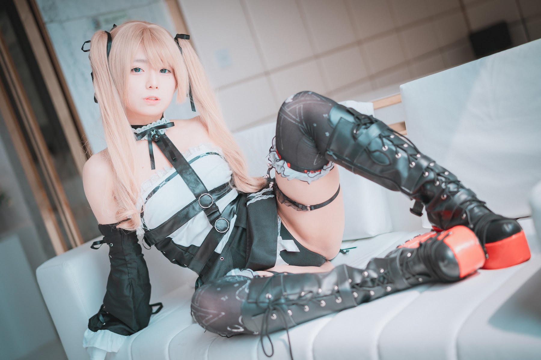 DJAWA Photo – Maruemon (마루에몽) – Blooming Blood Rose (DoA) - P26