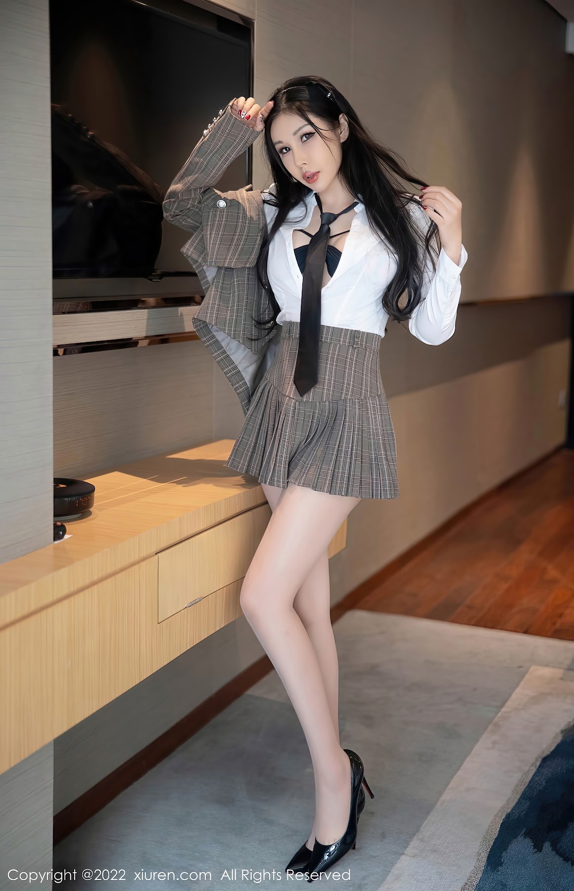 XIUREN No.5902 Tian Bing Bing (田冰冰) - P22
