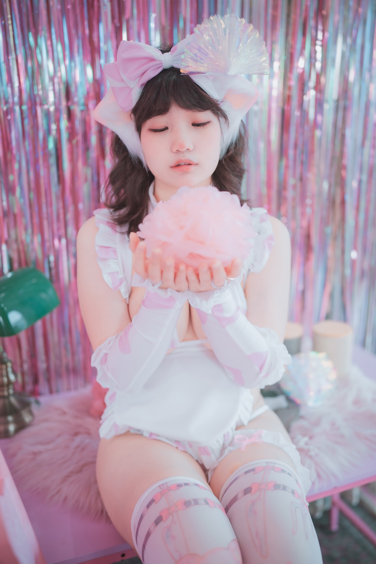 DJAWA Photo – Mimmi (밈미) – Cream Cow Milk (+S.Ver) - P52