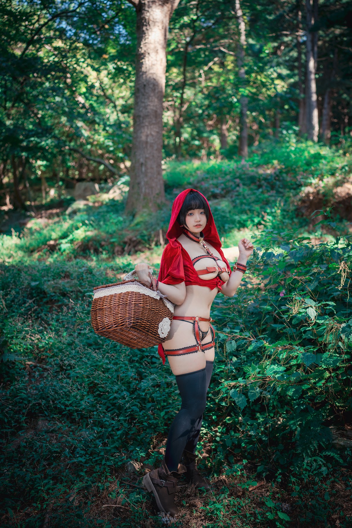 DJAWA Photo – Mimmi (밈미) – Naughty Red Hiring Hood - P1