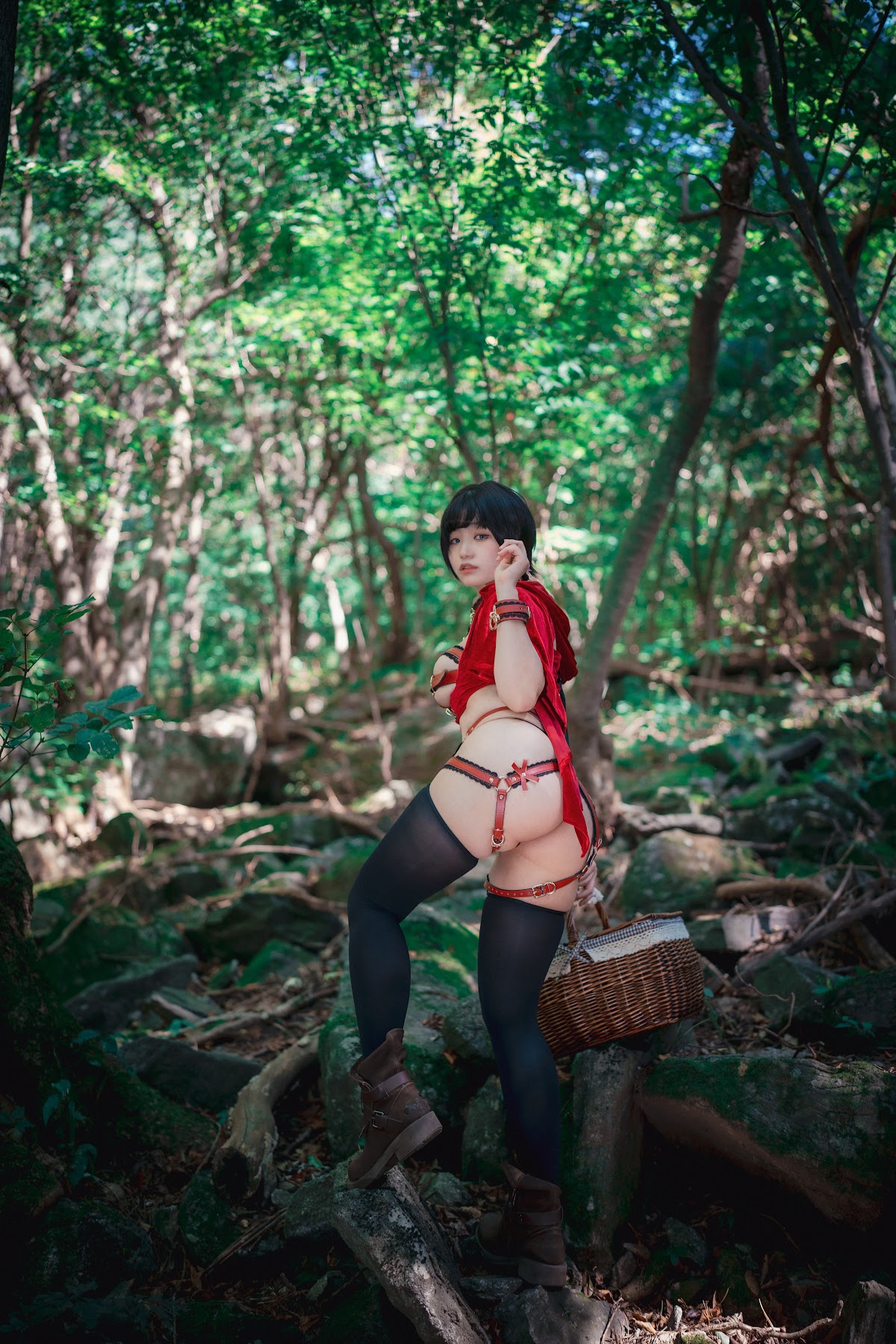DJAWA Photo – Mimmi (밈미) – Naughty Red Hiring Hood - P21