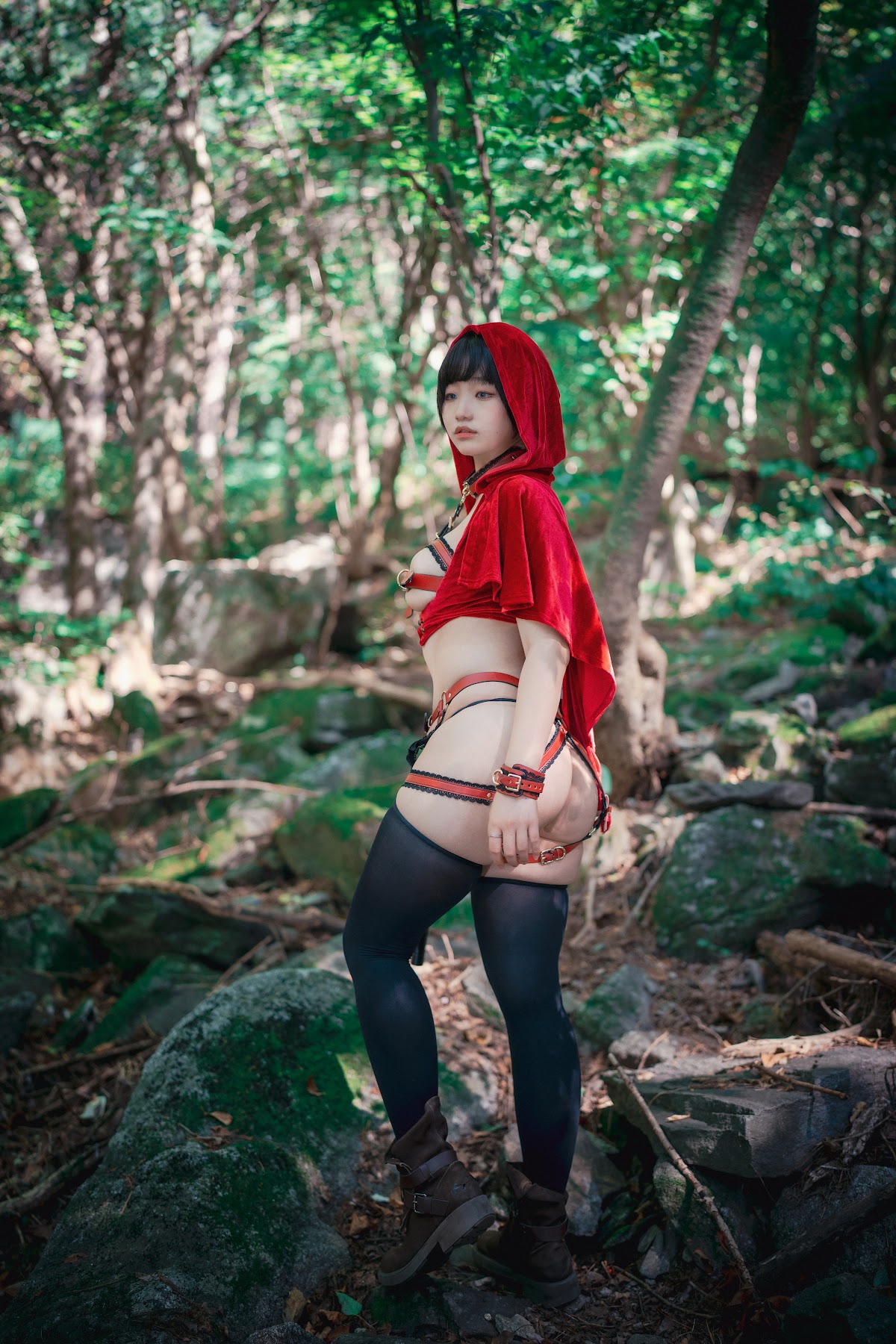 DJAWA Photo – Mimmi (밈미) – Naughty Red Hiring Hood - P26