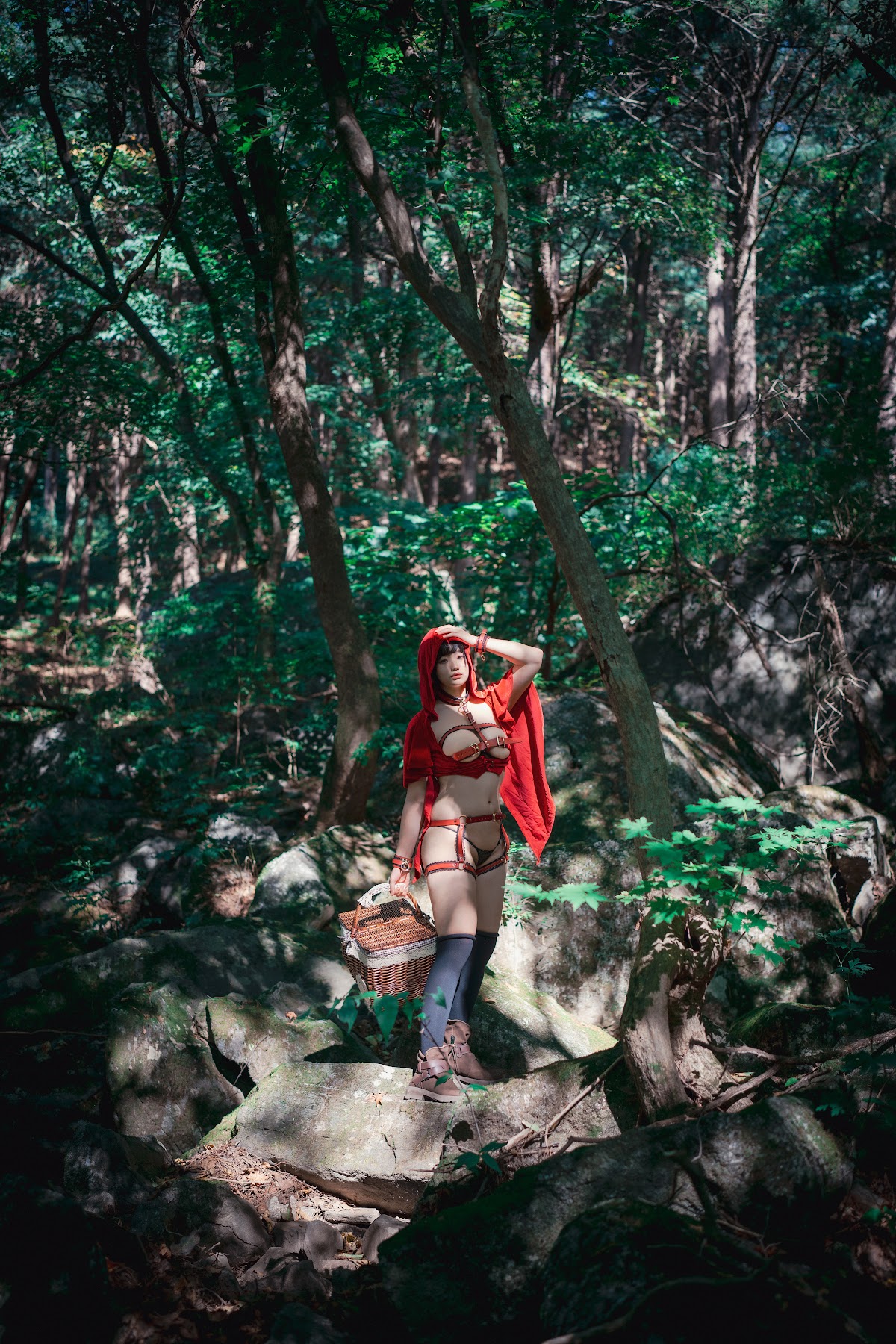 DJAWA Photo – Mimmi (밈미) – Naughty Red Hiring Hood - P36