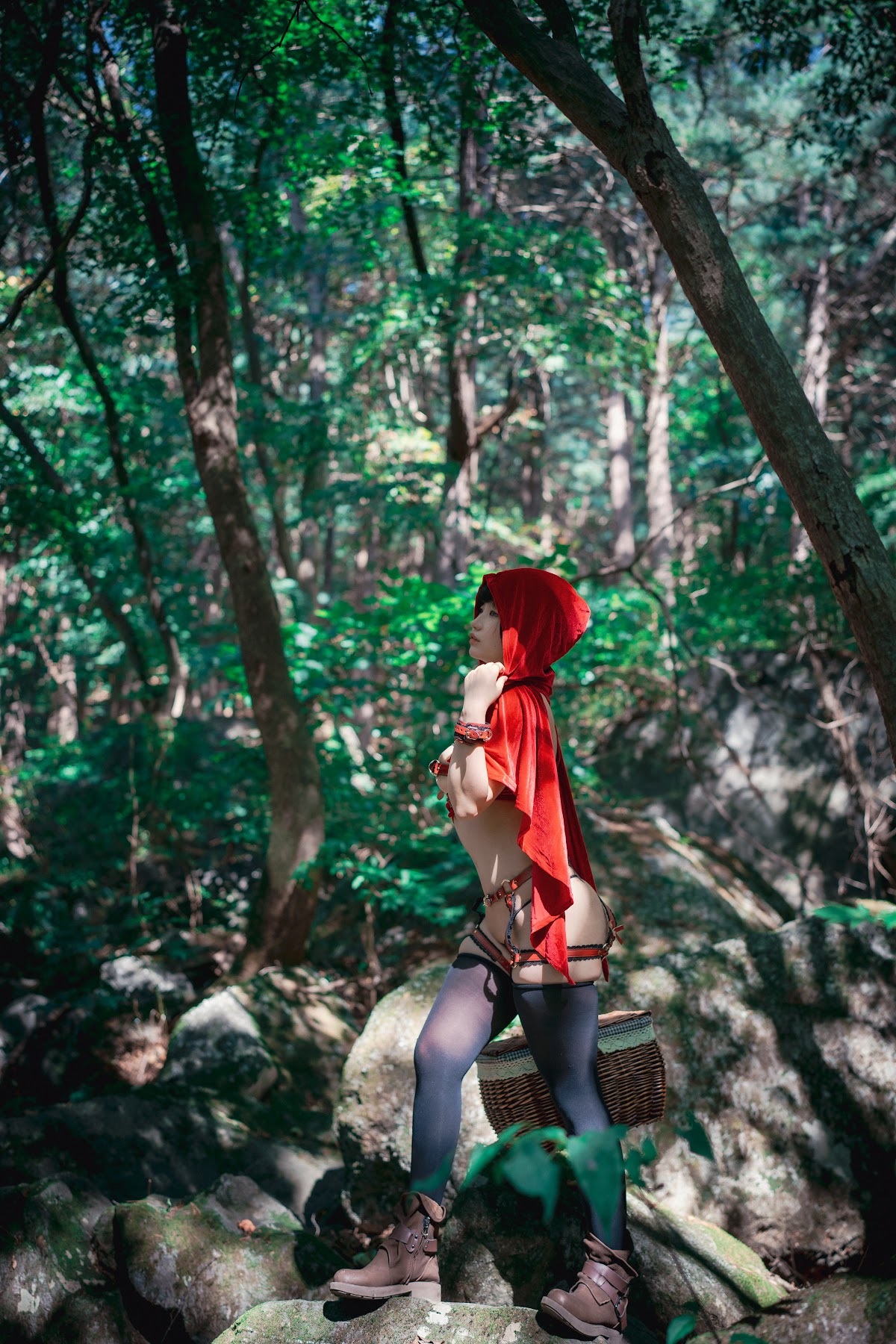 DJAWA Photo – Mimmi (밈미) – Naughty Red Hiring Hood - P38