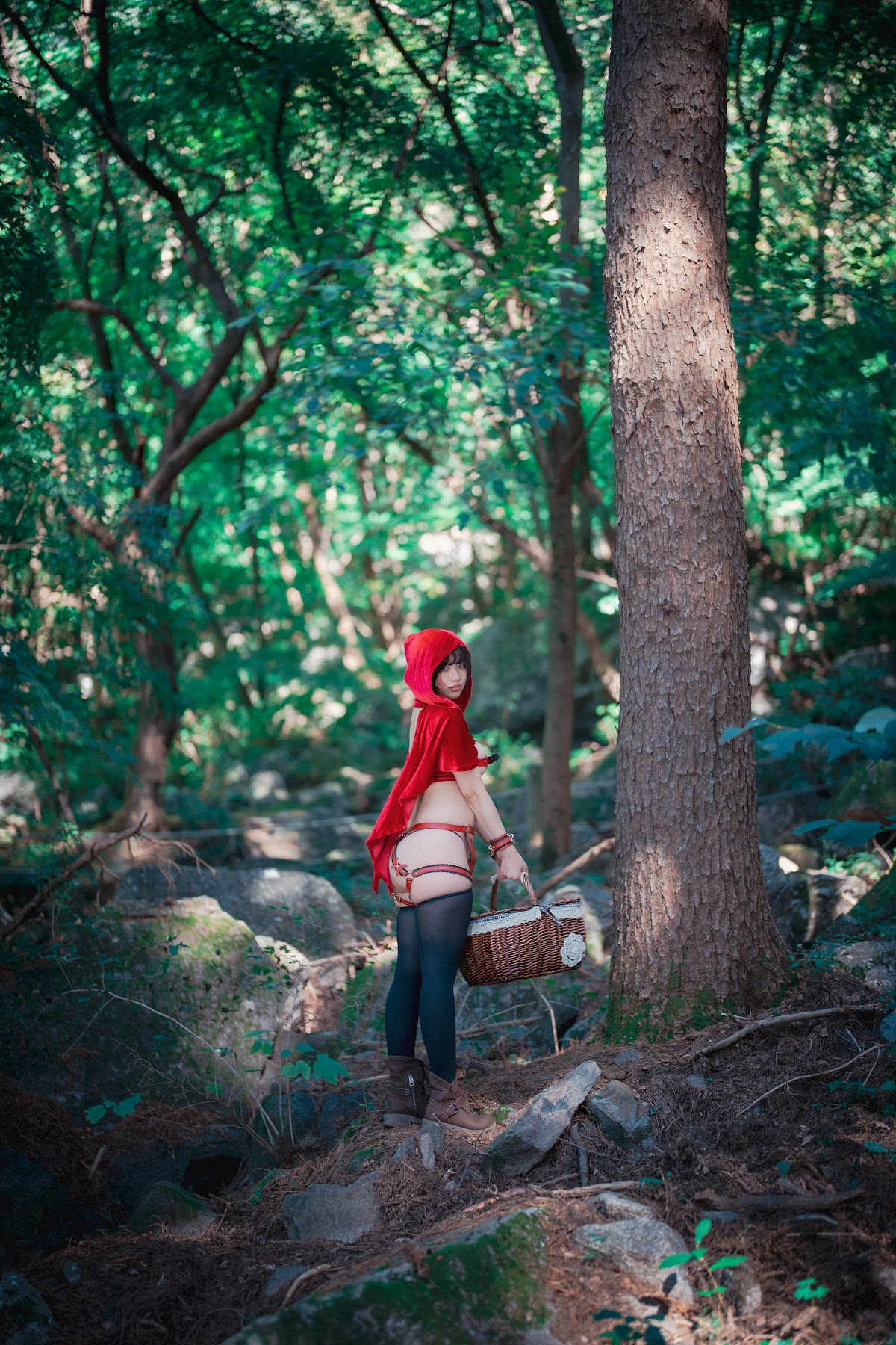 DJAWA Photo – Mimmi (밈미) – Naughty Red Hiring Hood - P92