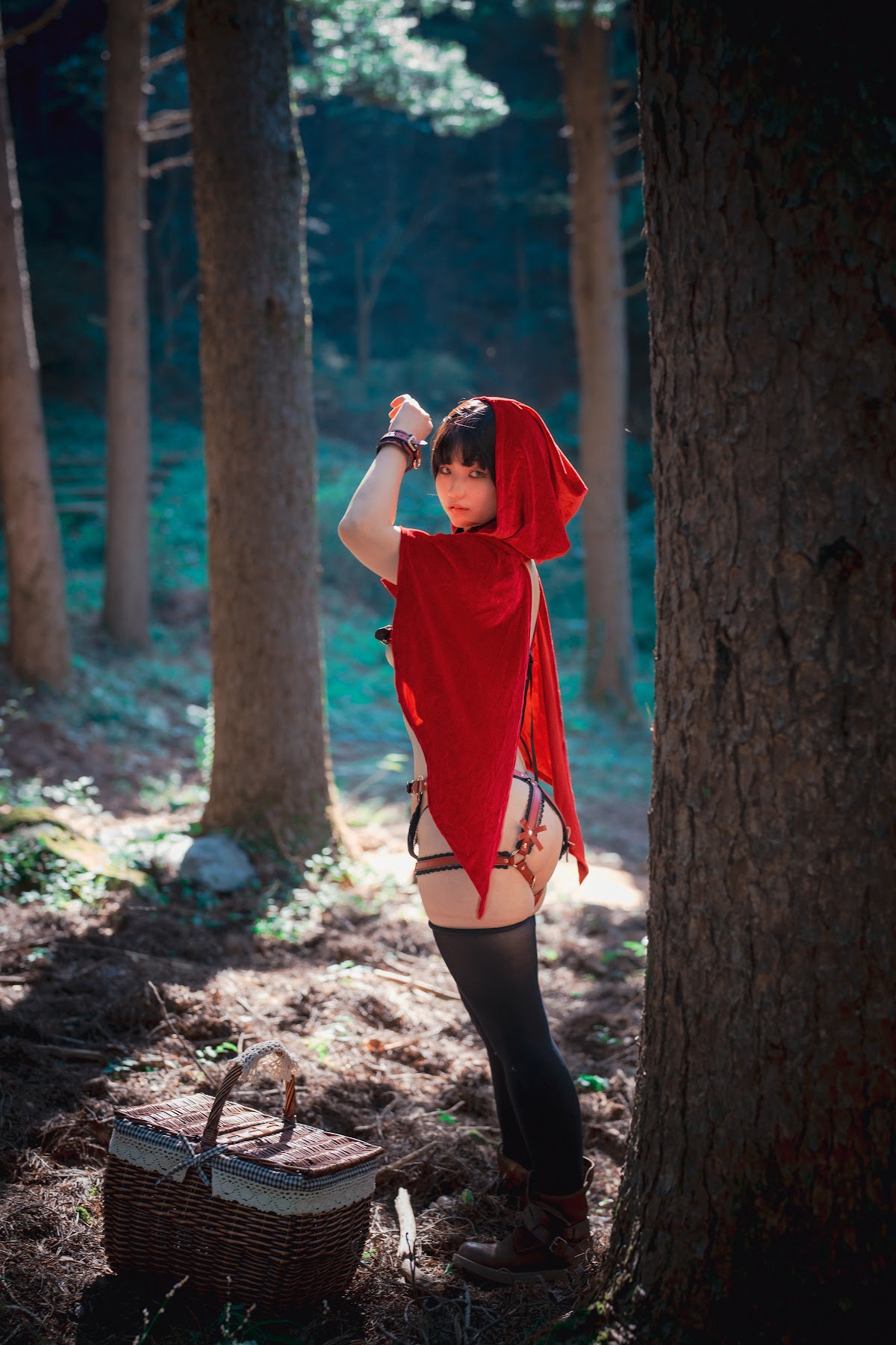 DJAWA Photo – Mimmi (밈미) – Naughty Red Hiring Hood - P98