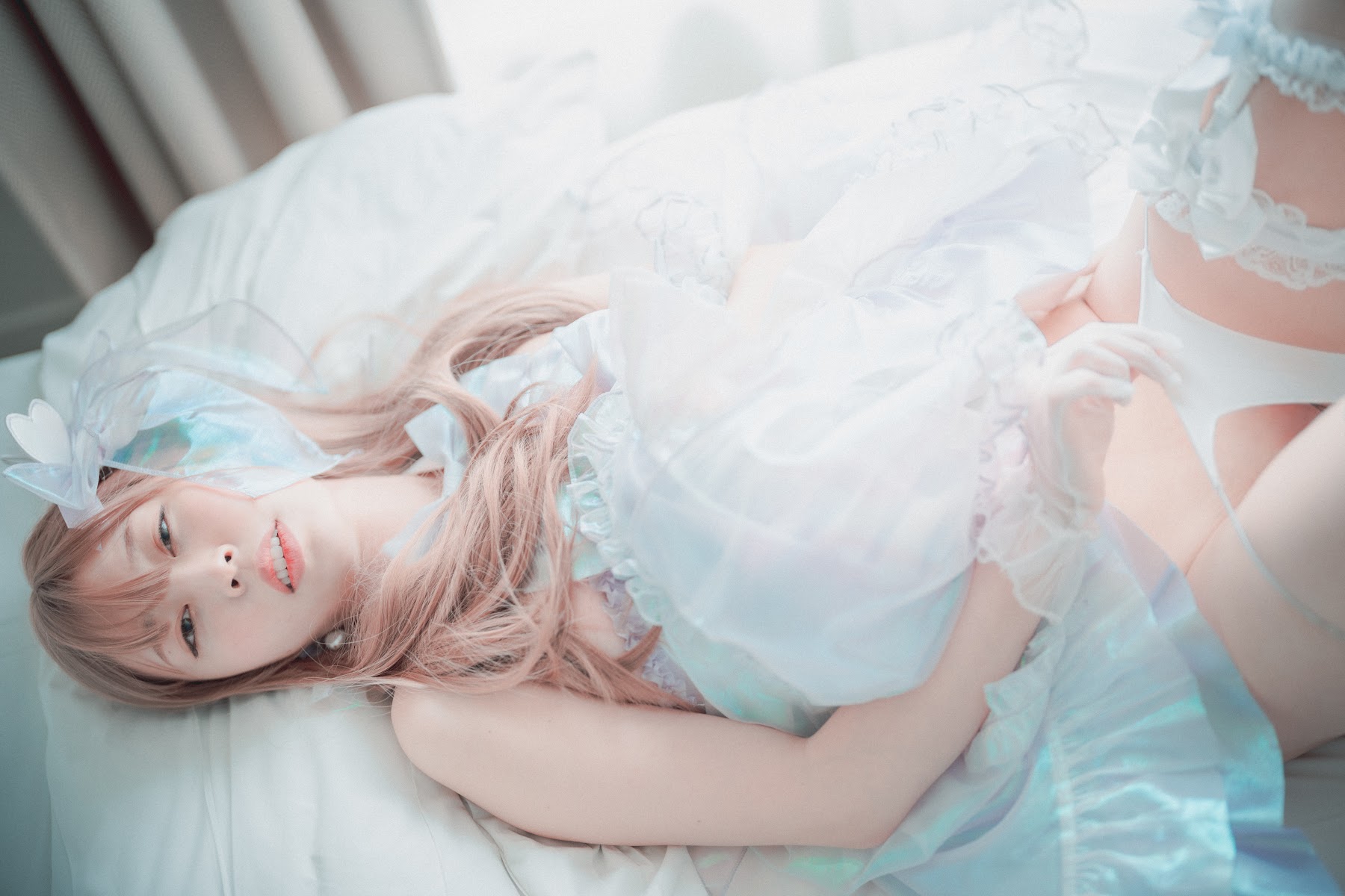 DJAWA Photo – Mozzi (모찌) – VIP Fan Party (+S.Ver) - P54