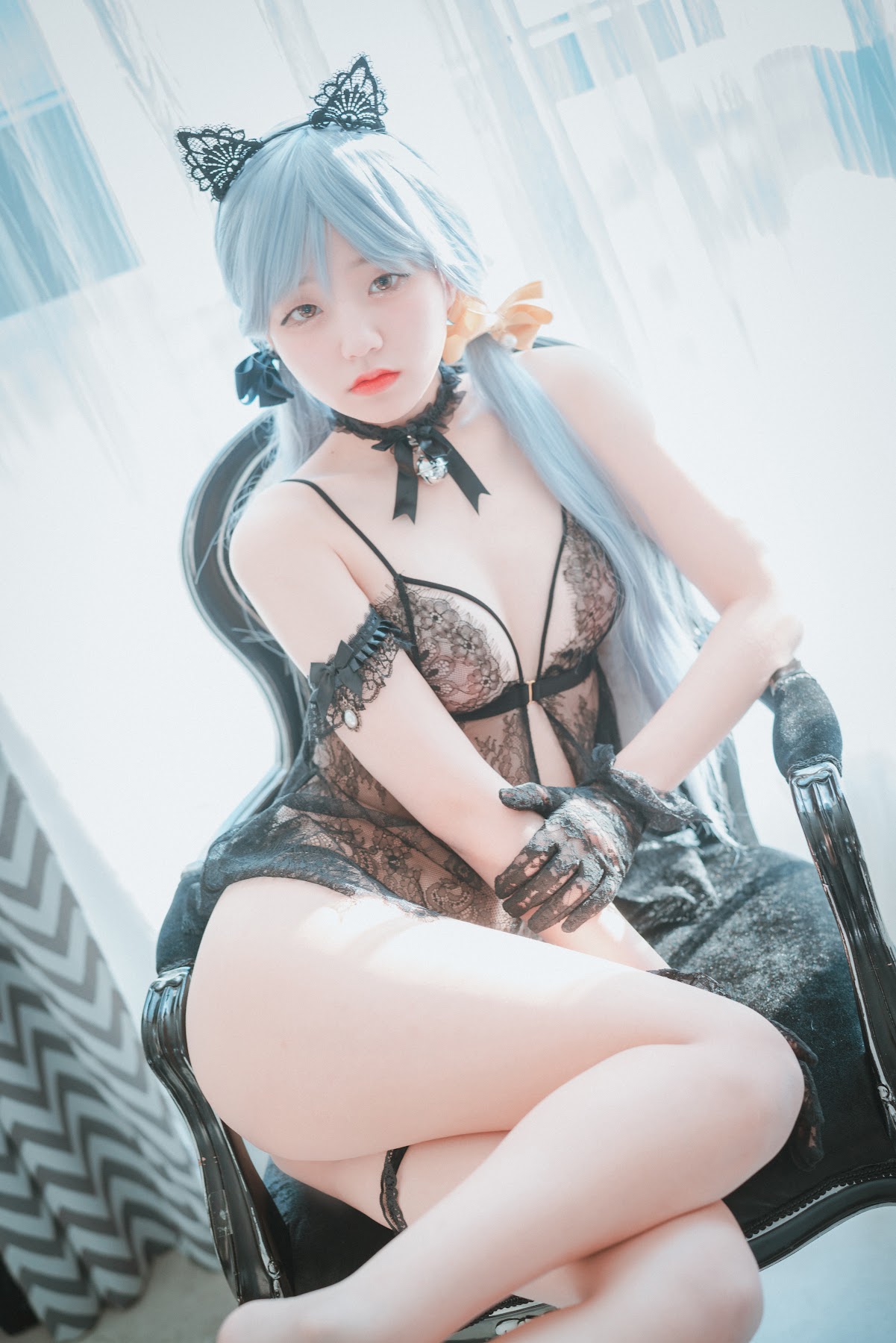 DJAWA Photo – Jeong Jenny (정제니) – Schwarz und Wei Katzenmädchen - P33