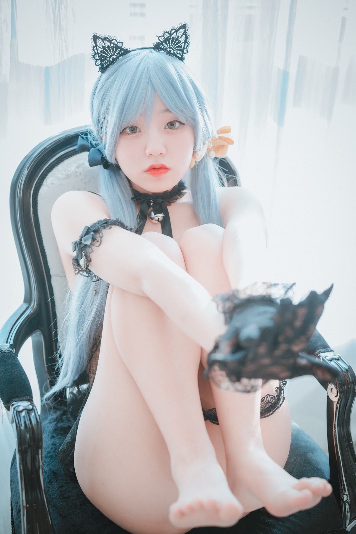 DJAWA Photo – Jeong Jenny (정제니) – Schwarz und Wei Katzenmädchen - P40