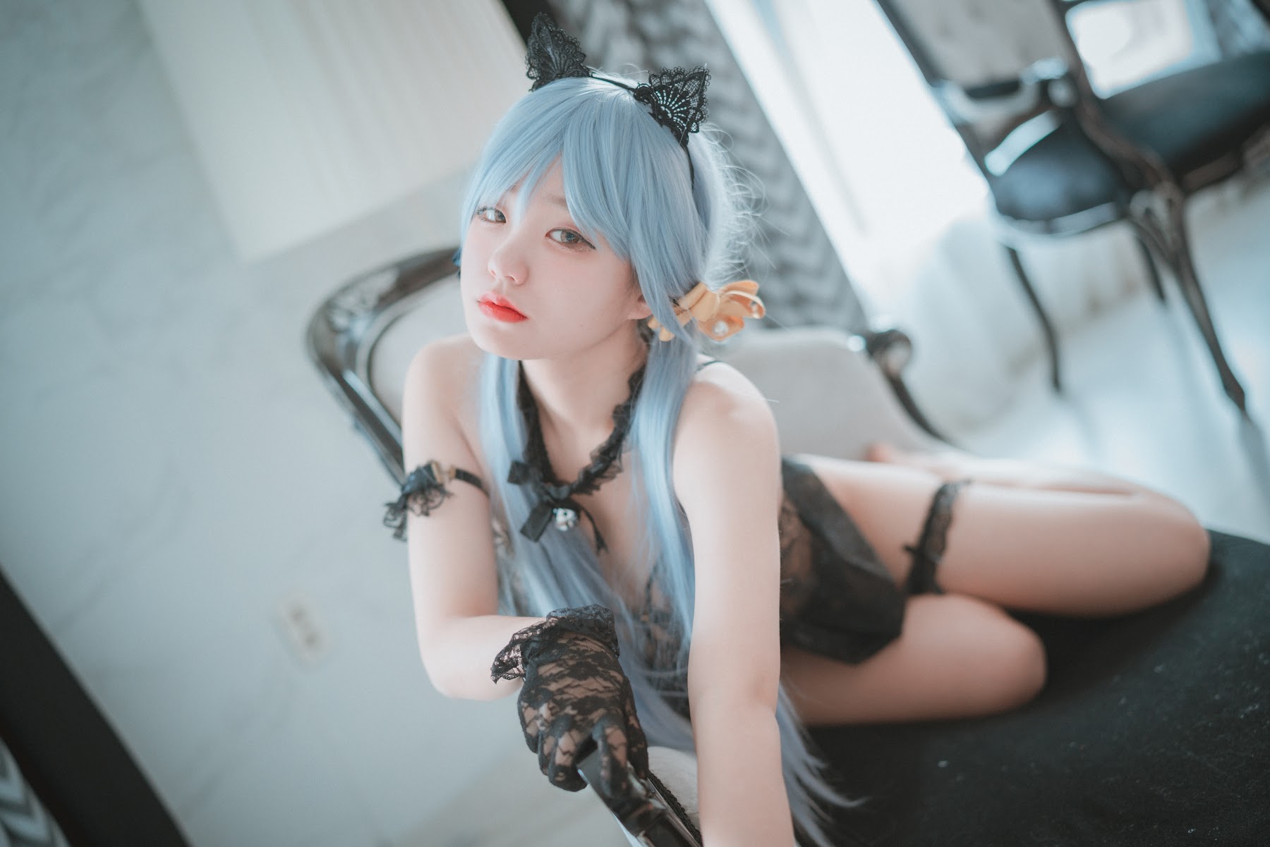 DJAWA Photo – Jeong Jenny (정제니) – Schwarz und Wei Katzenmädchen - P43