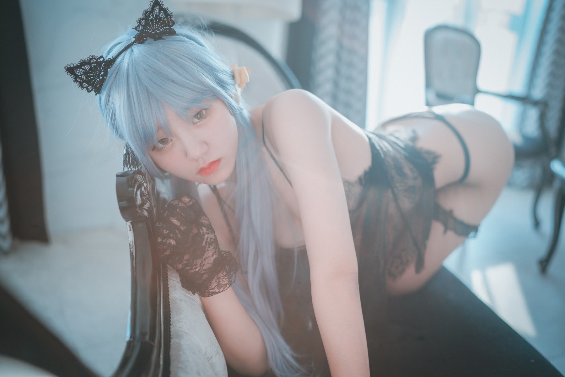 DJAWA Photo – Jeong Jenny (정제니) – Schwarz und Wei Katzenmädchen - P49
