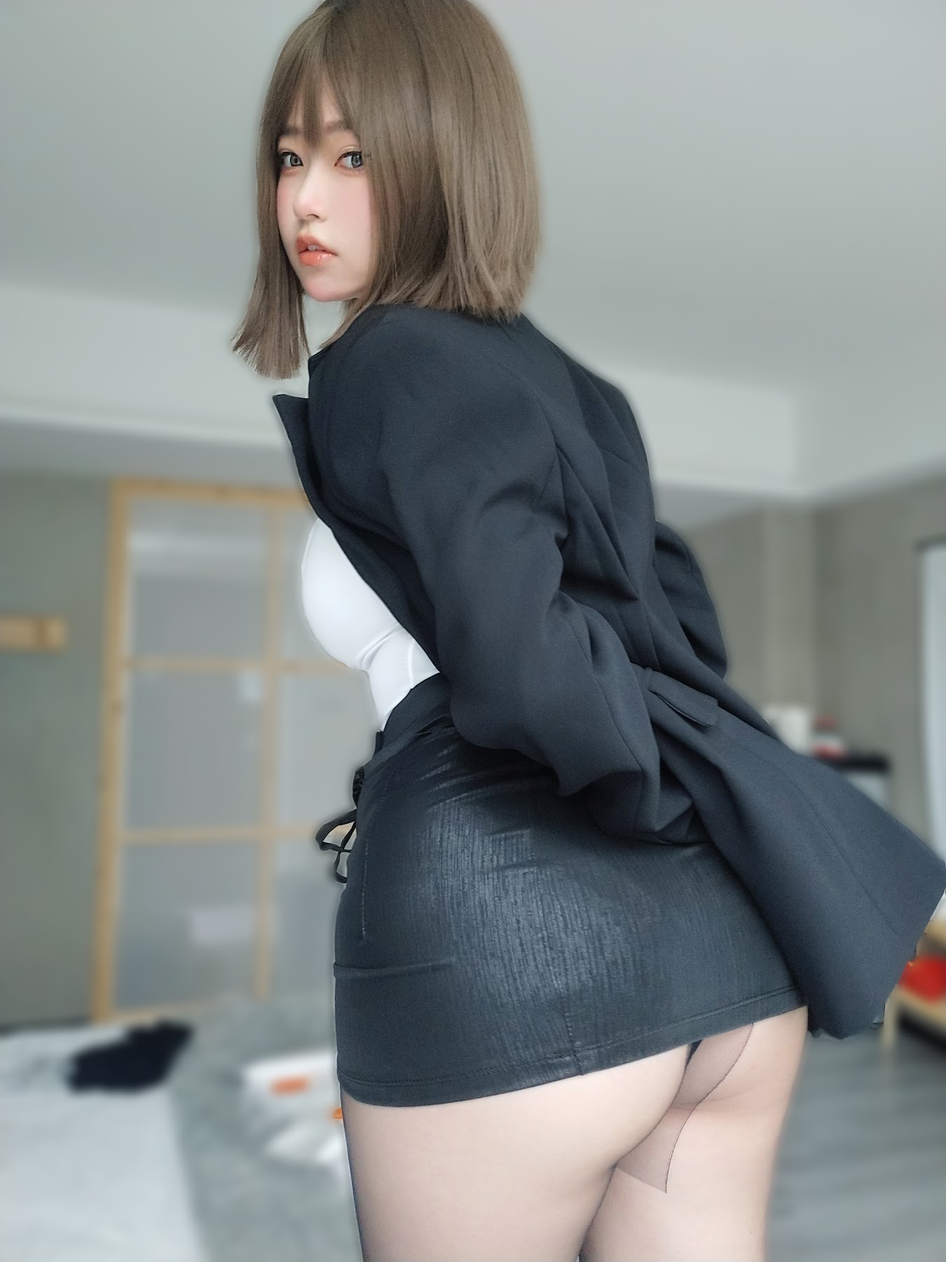 Coser@女主K – 大胆的秘书 - P17