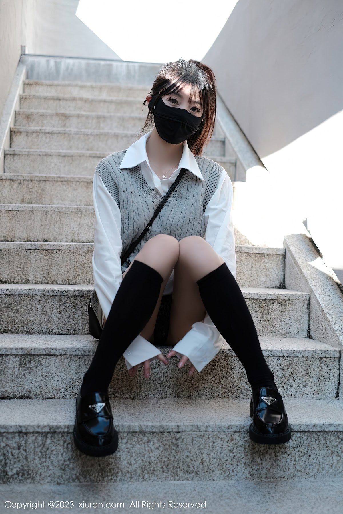 XIUREN No.6145 Bella (佘贝拉) - P22