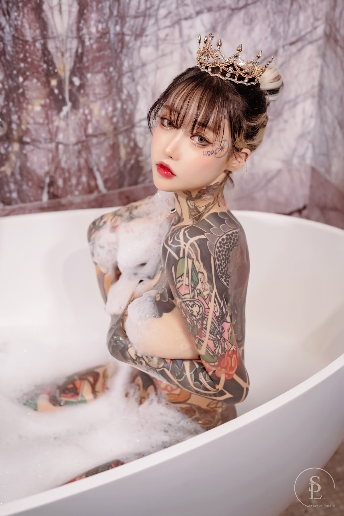 SAINT Photolife – YoKo – Vol.05 Bubbles - P13