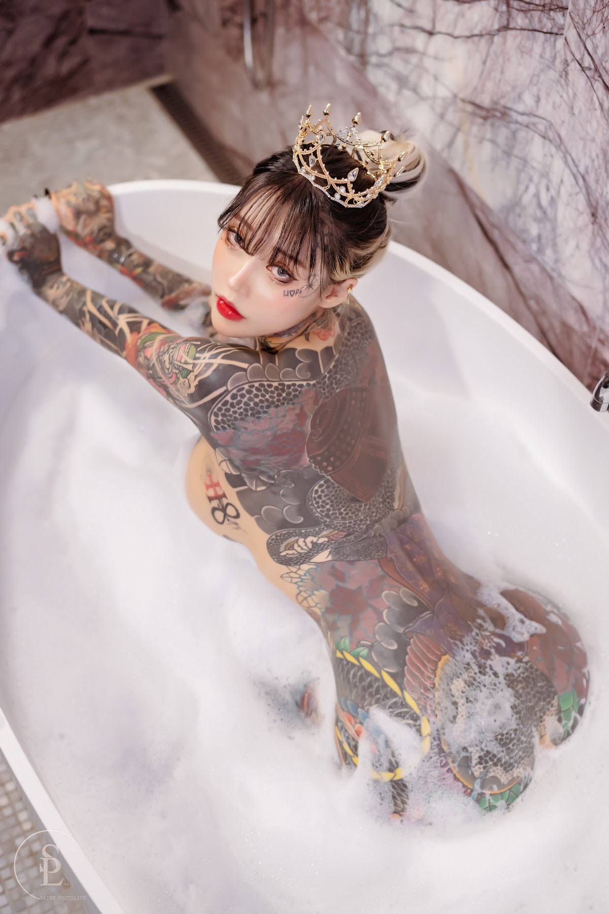 SAINT Photolife – YoKo – Vol.05 Bubbles - P21