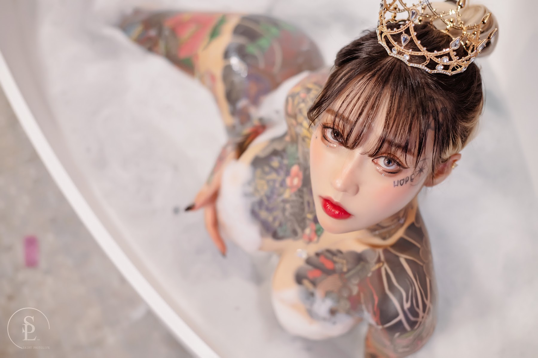 SAINT Photolife – YoKo – Vol.05 Bubbles - P26