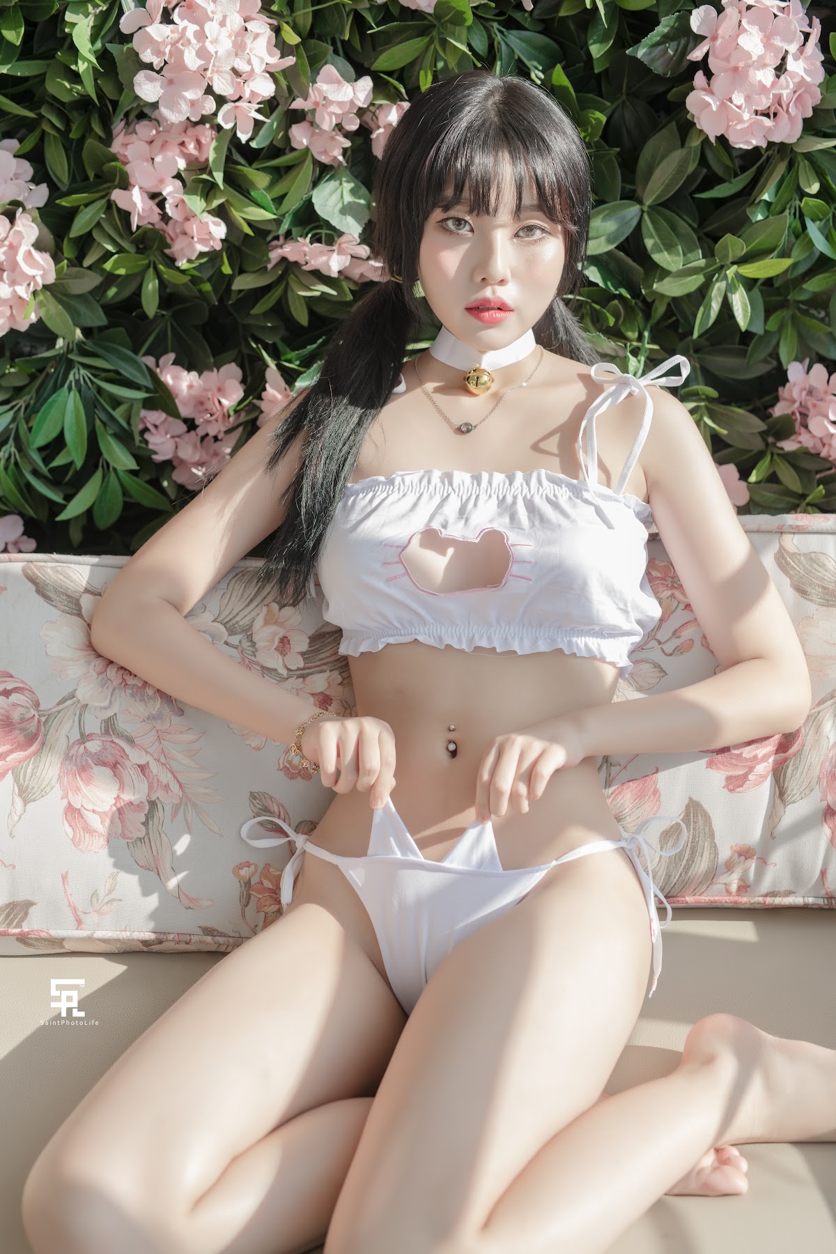 SAINT Photolife – Yuna (유나) – BLOOM Vol.01 - P17