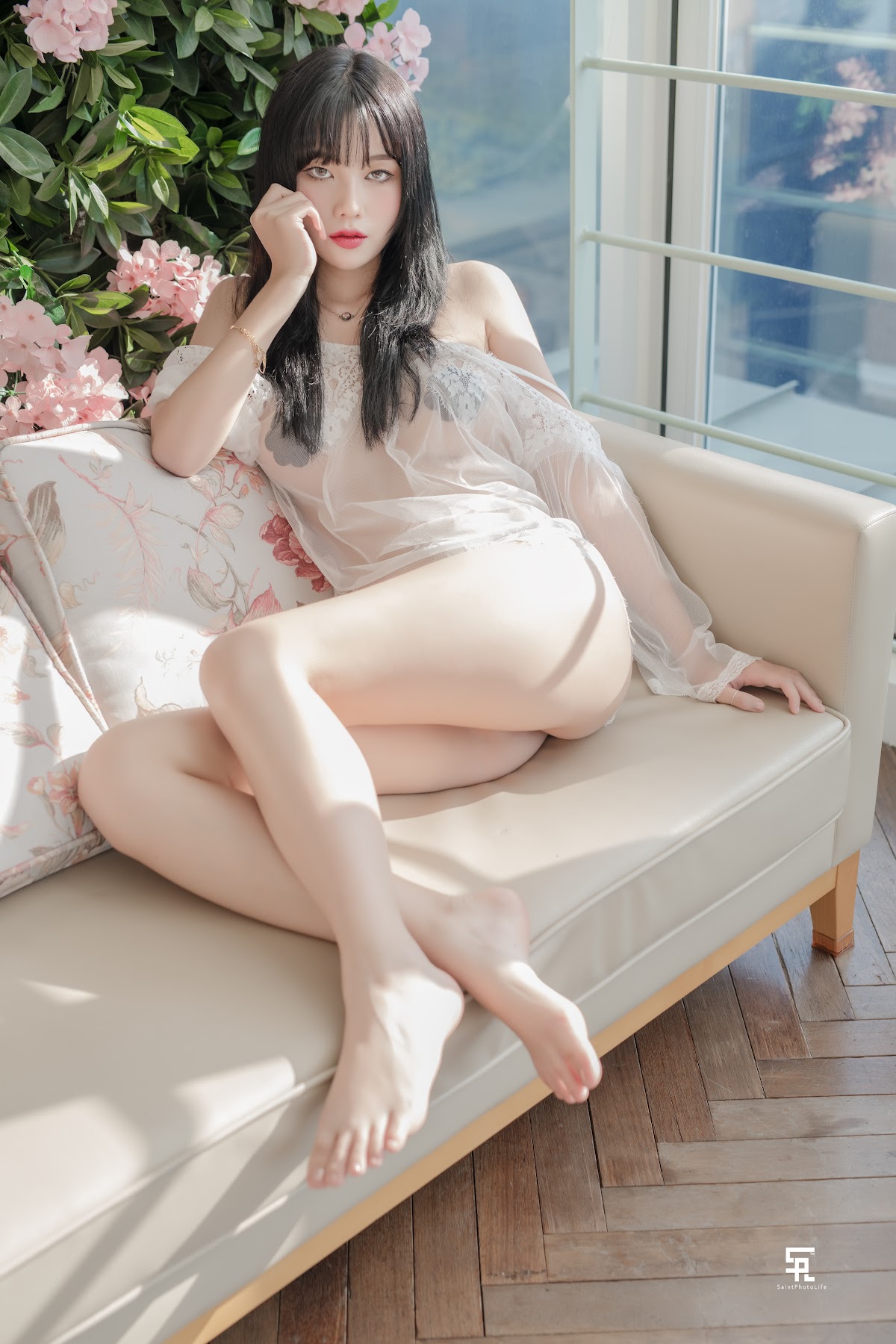 SAINT Photolife – Yuna (유나) – BLOOM Vol.01 - P33