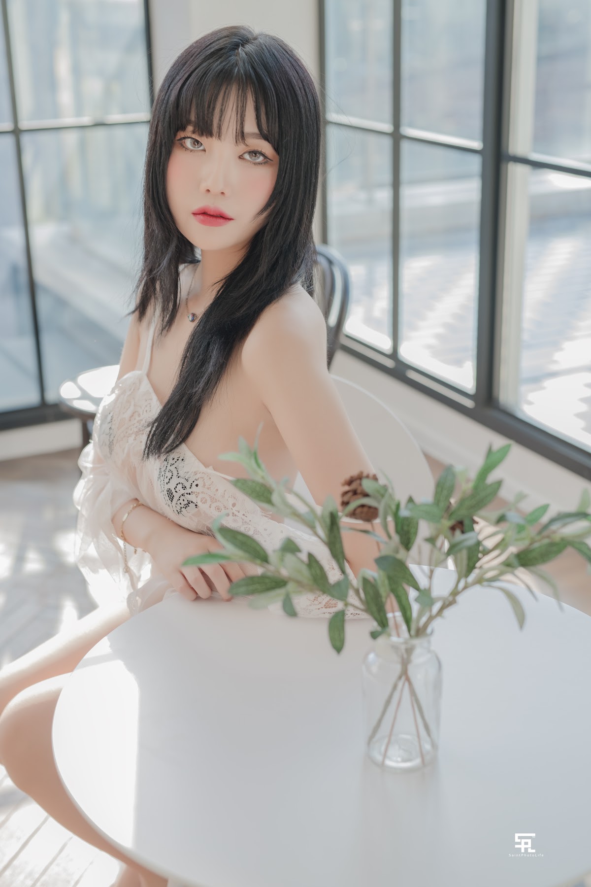 SAINT Photolife – Yuna (유나) – BLOOM Vol.01 - P35