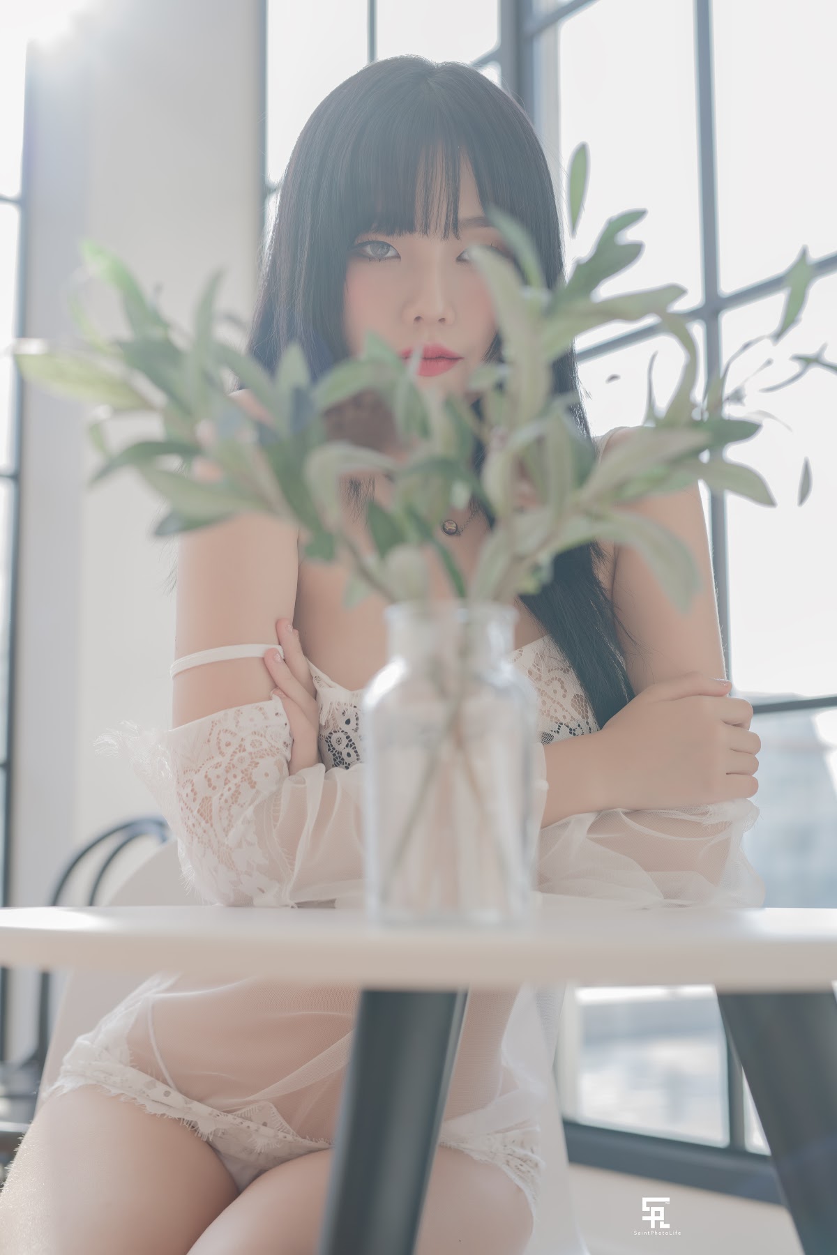 SAINT Photolife – Yuna (유나) – BLOOM Vol.01 - P37