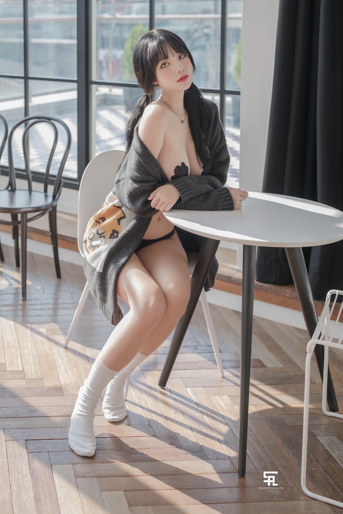 SAINT Photolife – Yuna (유나) – BLOOM Vol.01 - P8