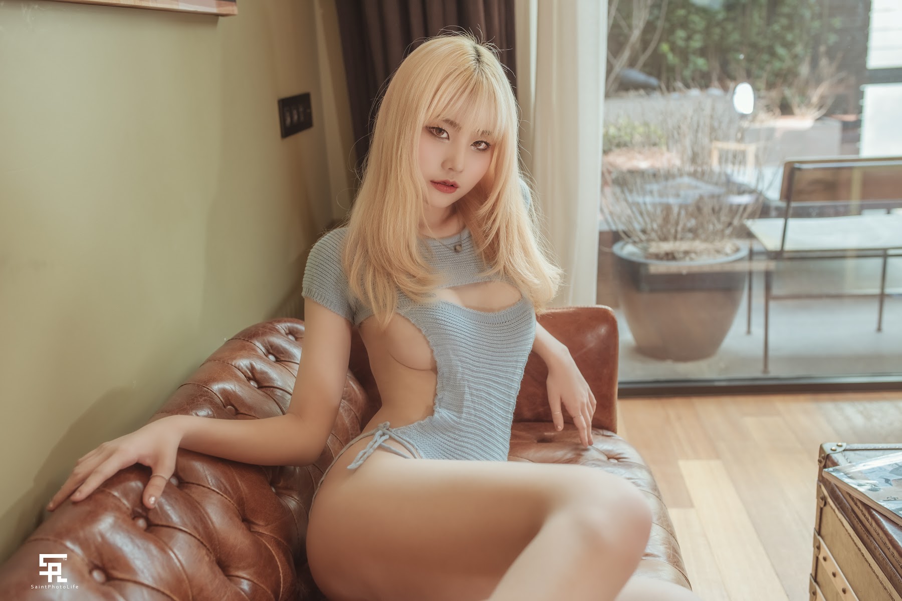 SAINT Photolife – Yuna (유나) – Gold - P39