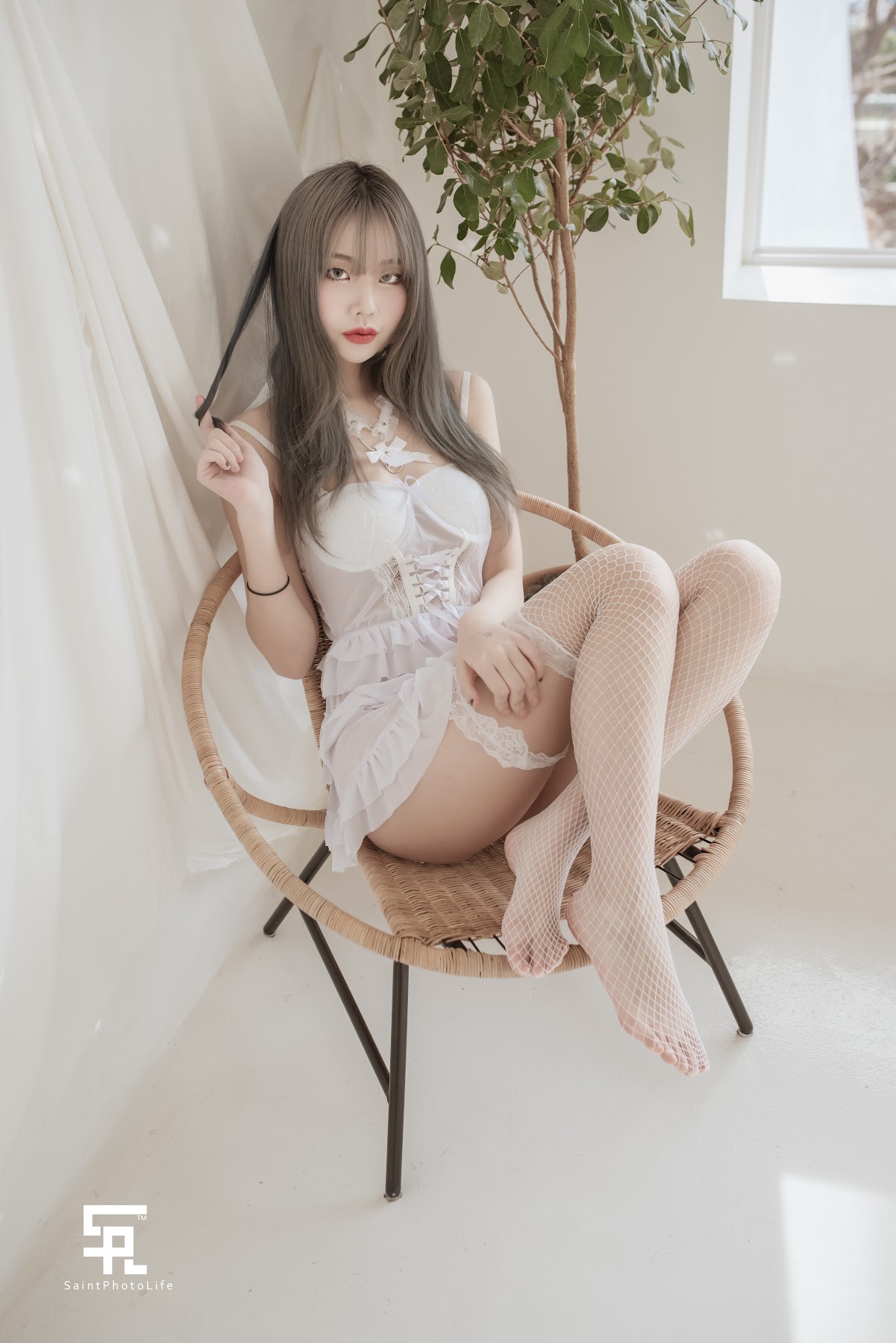 SAINT Photolife – Yuna (유나) – Growing Up Vol.1 - P1
