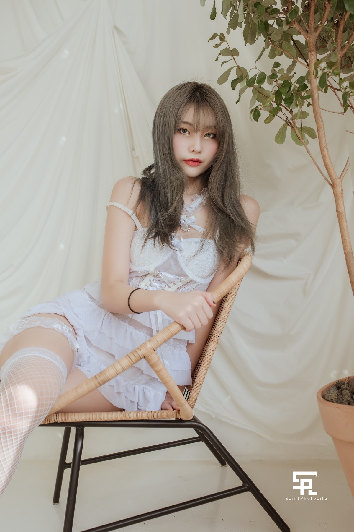 SAINT Photolife – Yuna (유나) – Growing Up Vol.1 - P3