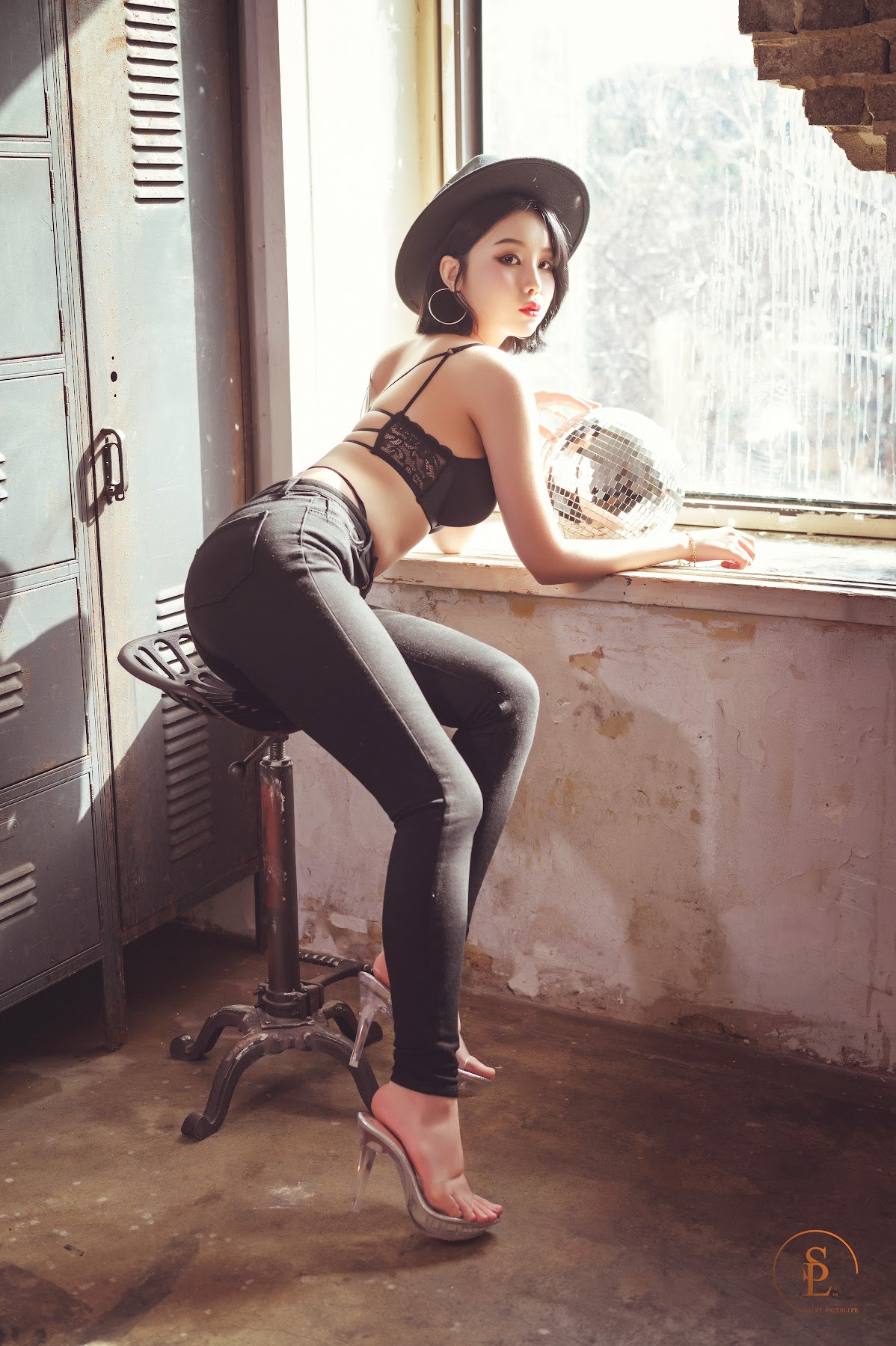 SAINT Photolife – Yuna (유나) – Yuna’s Wild - P79