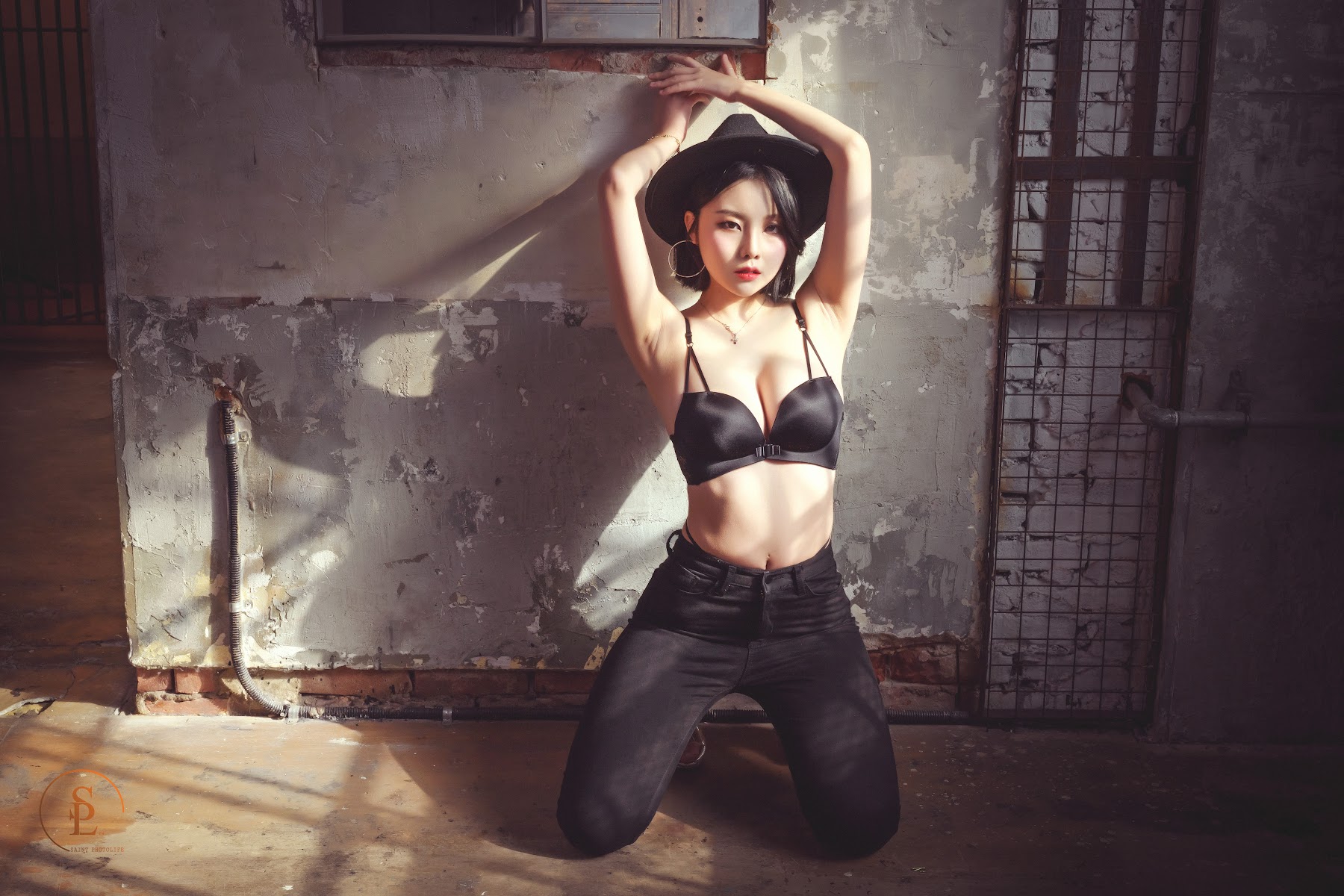 SAINT Photolife – Yuna (유나) – Yuna’s Wild - P86