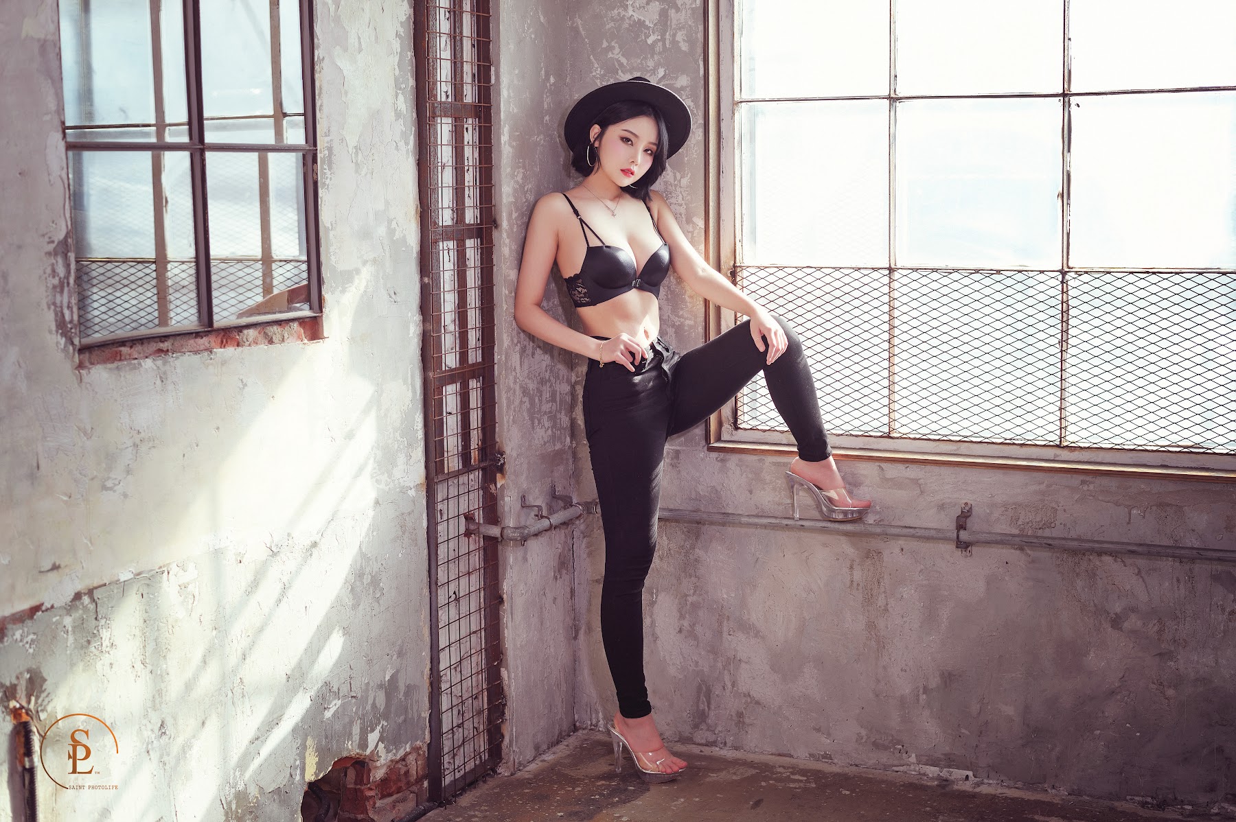 SAINT Photolife – Yuna (유나) – Yuna’s Wild - P90