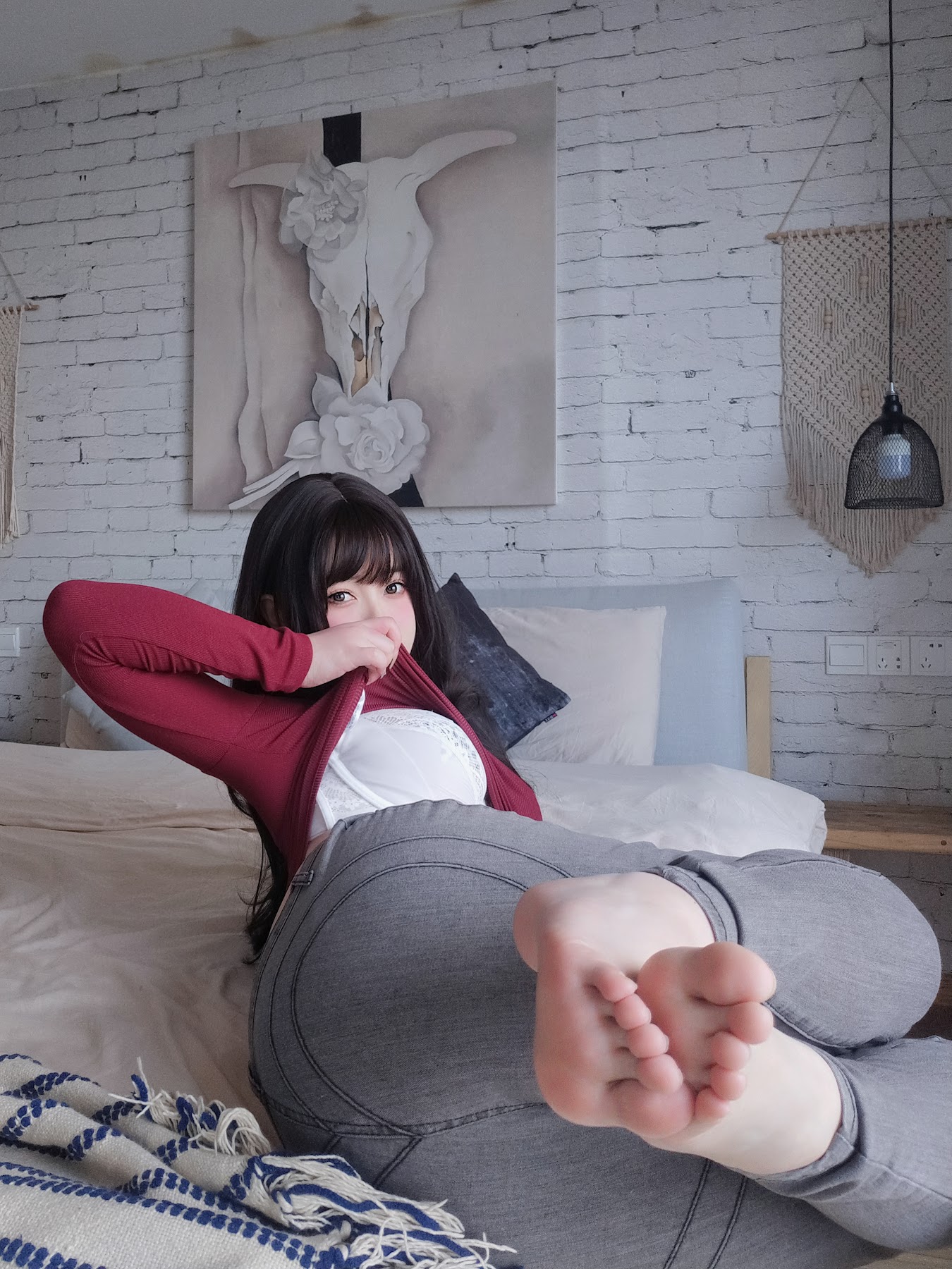 Coser@女主K – 红色毛衣的丰满妹妹 - P97