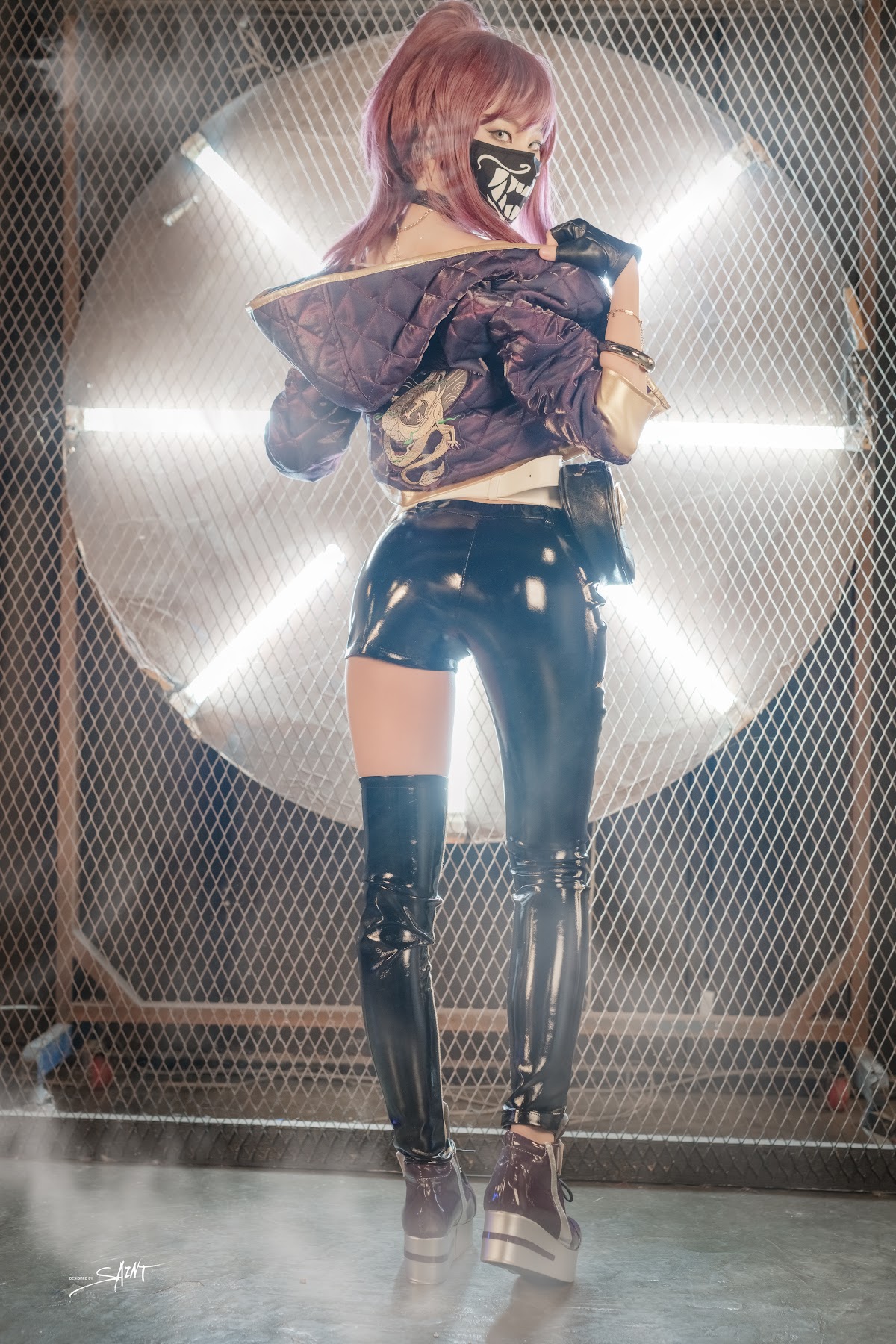 SAINT Photolife – Yuna (유나) – Yuna’s Cos Vol.04 – KDA Akali & Nier Automata 2B - P22
