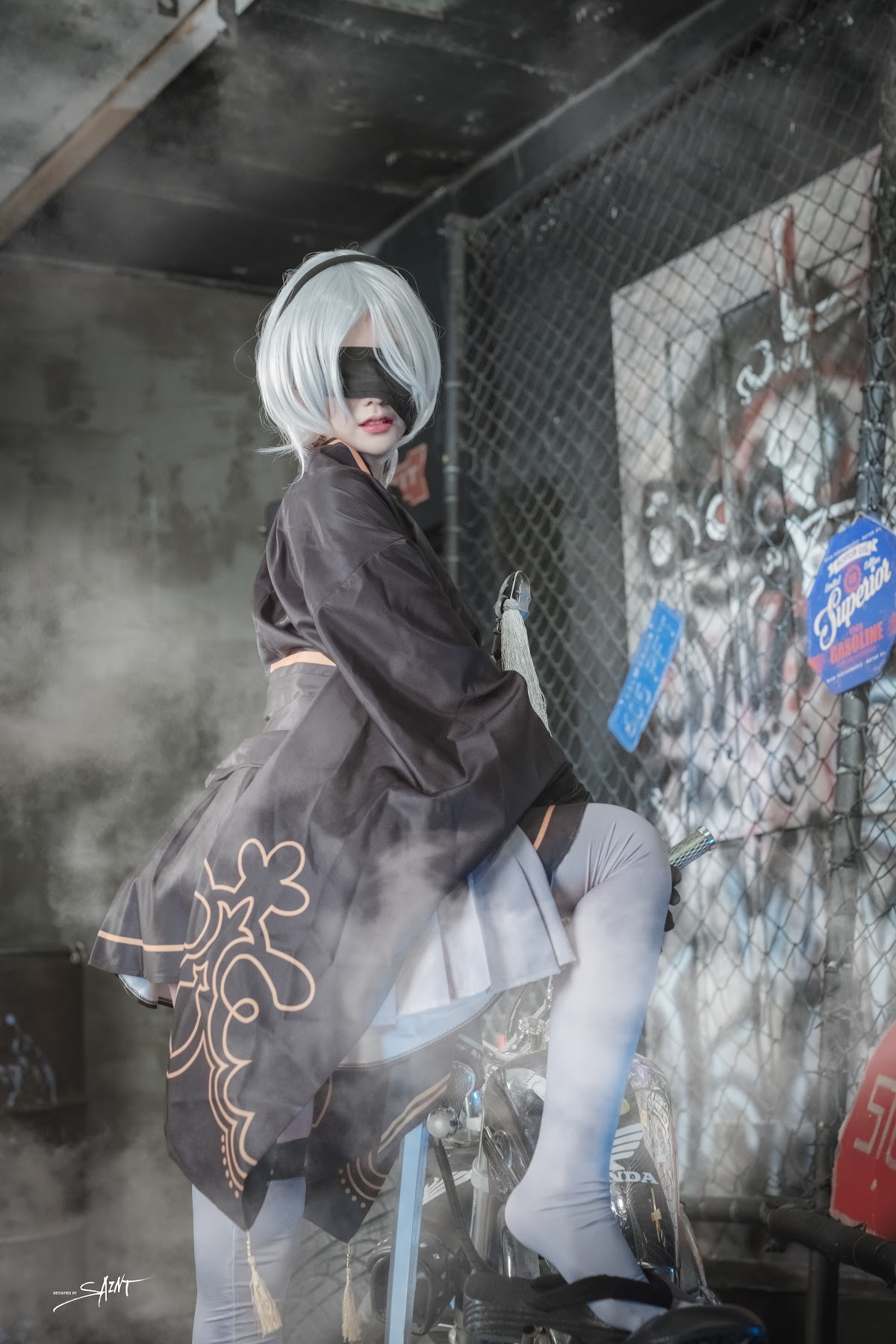 SAINT Photolife – Yuna (유나) – Yuna’s Cos Vol.04 – KDA Akali & Nier Automata 2B - P30